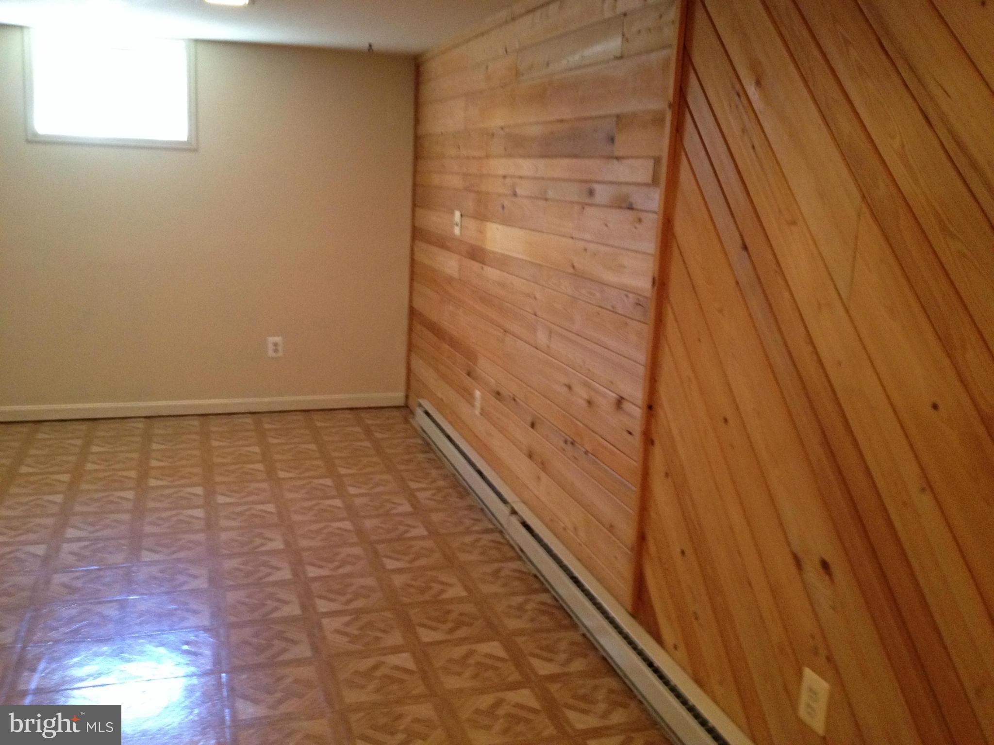 MONTCLAIR - Residential