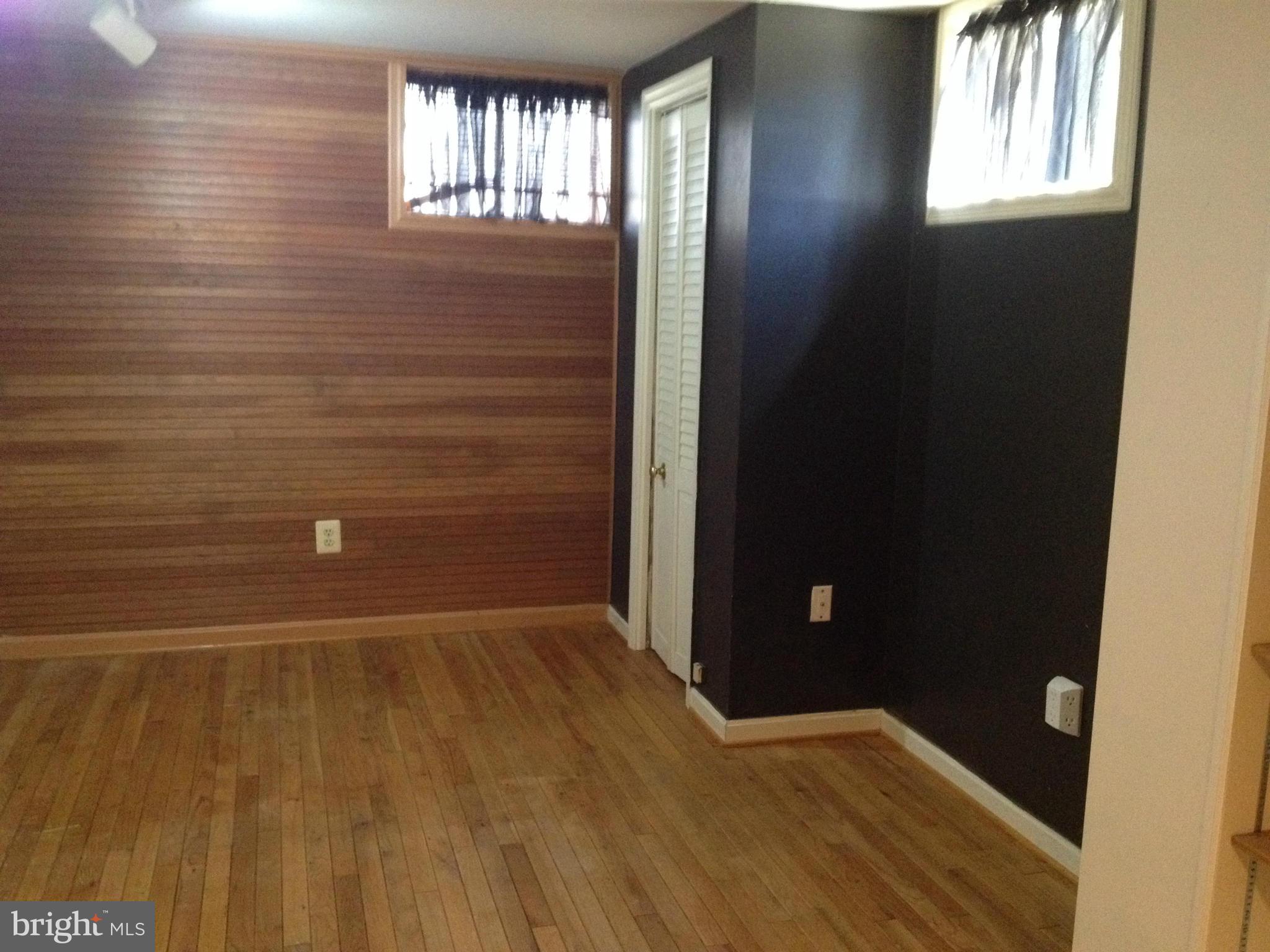 MONTCLAIR - Residential