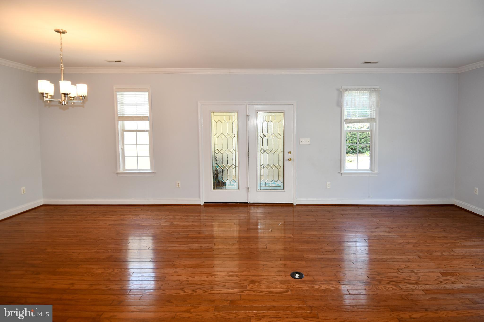 WASHINGTON SQUARE LA PLA - Residential