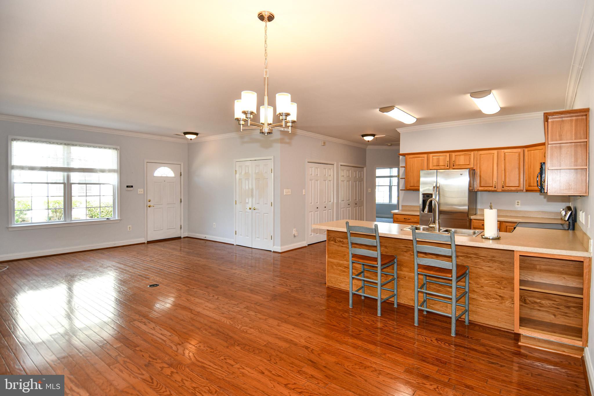 WASHINGTON SQUARE LA PLA - Residential