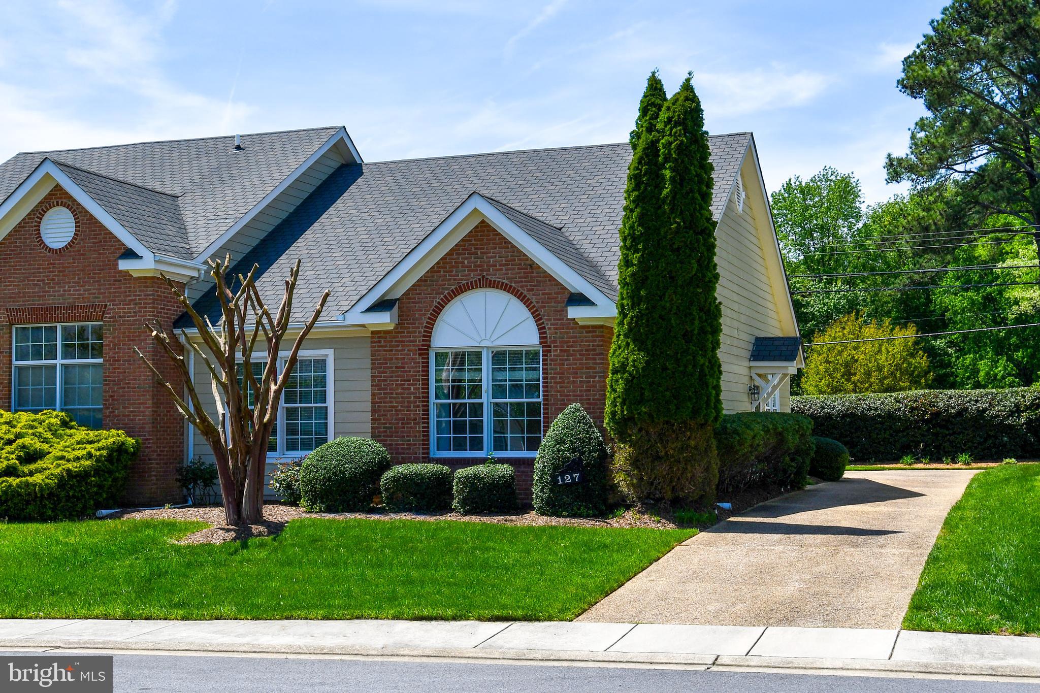 WASHINGTON SQUARE LA PLA - Residential