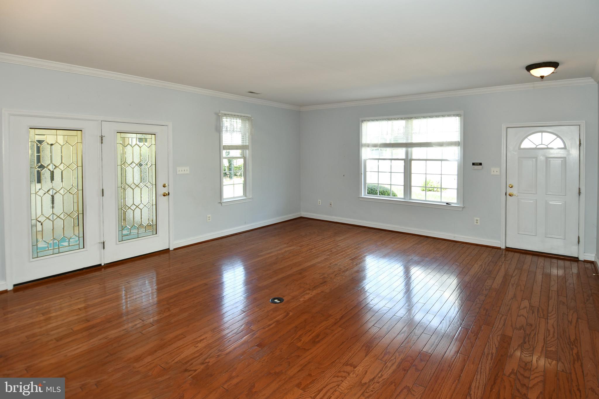 WASHINGTON SQUARE LA PLA - Residential