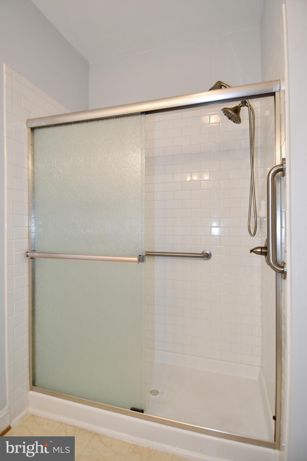 WASHINGTON SQUARE LA PLA - Residential