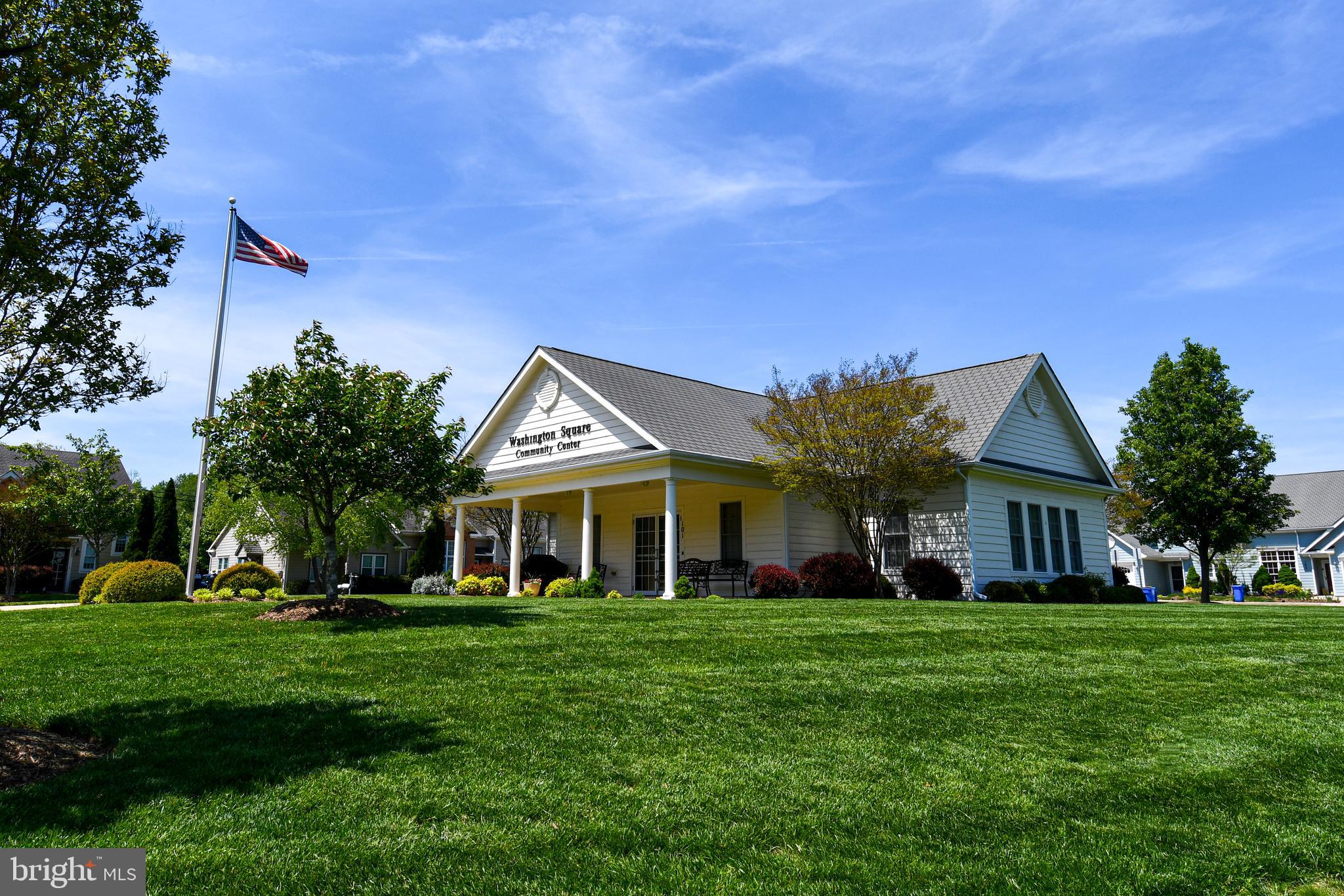 WASHINGTON SQUARE LA PLA - Residential