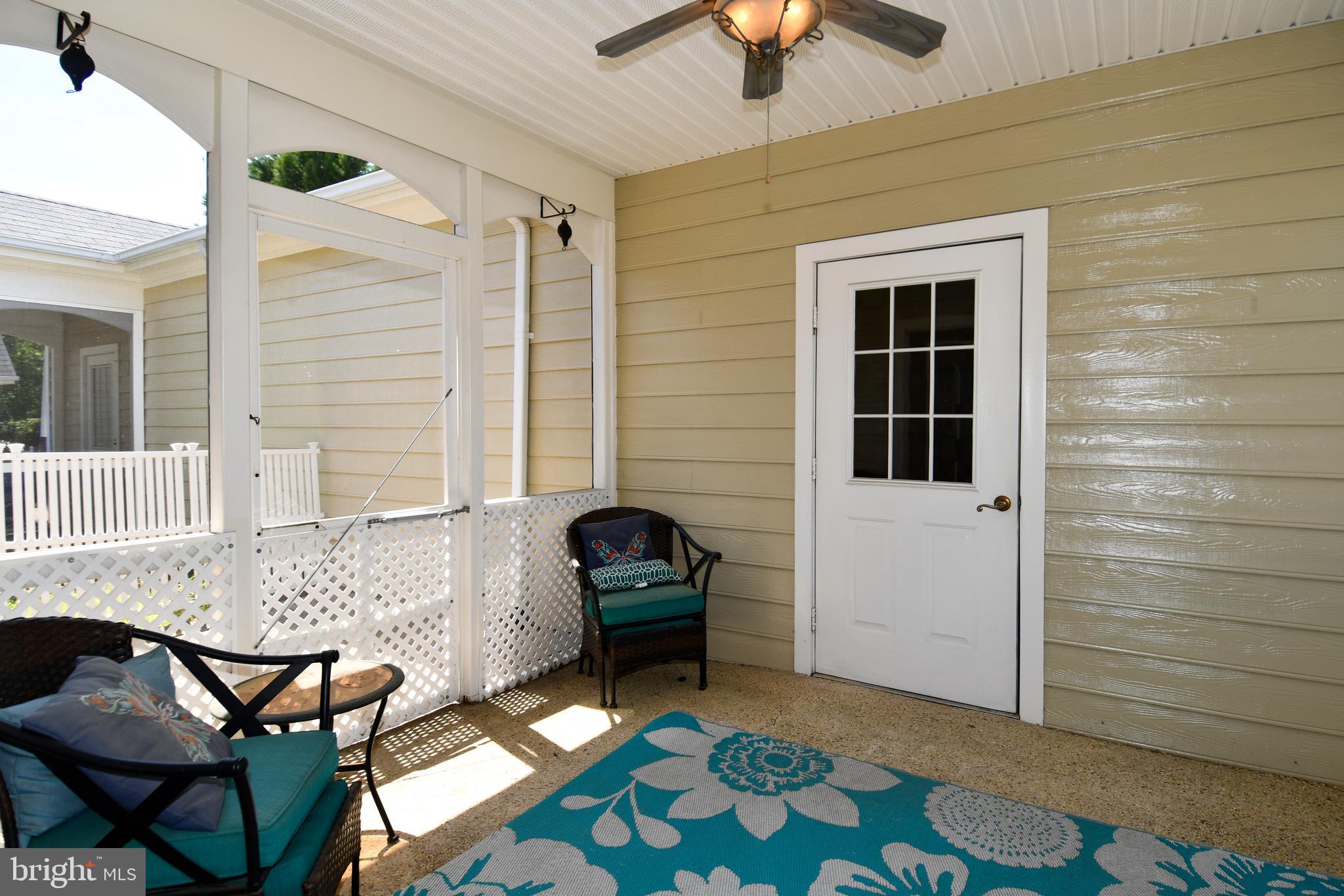 WASHINGTON SQUARE LA PLA - Residential