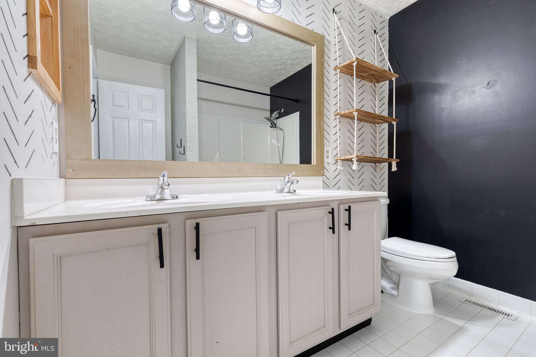 PEACH ORCHARD - Residential Lease