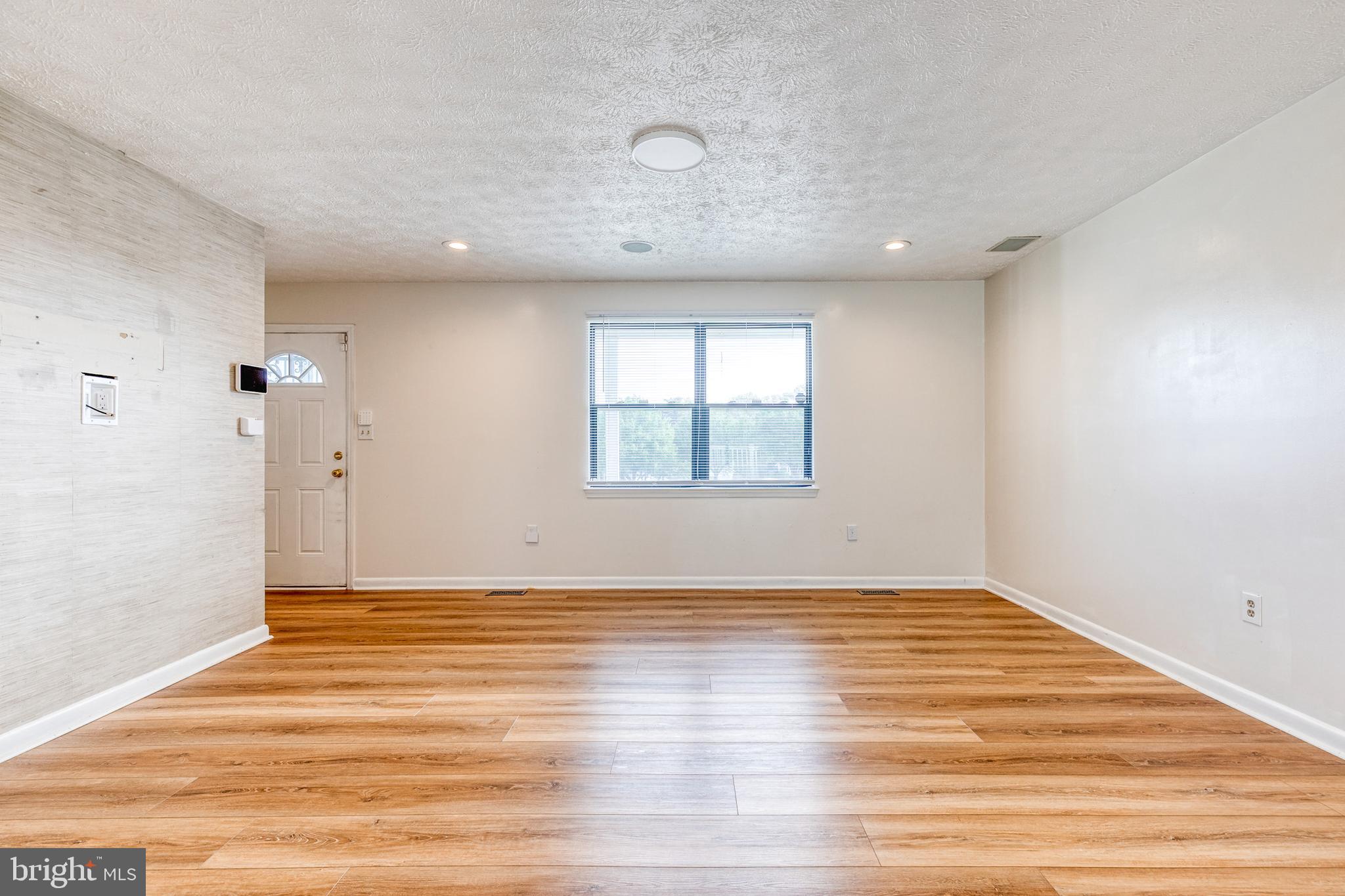 PEACH ORCHARD - Residential Lease