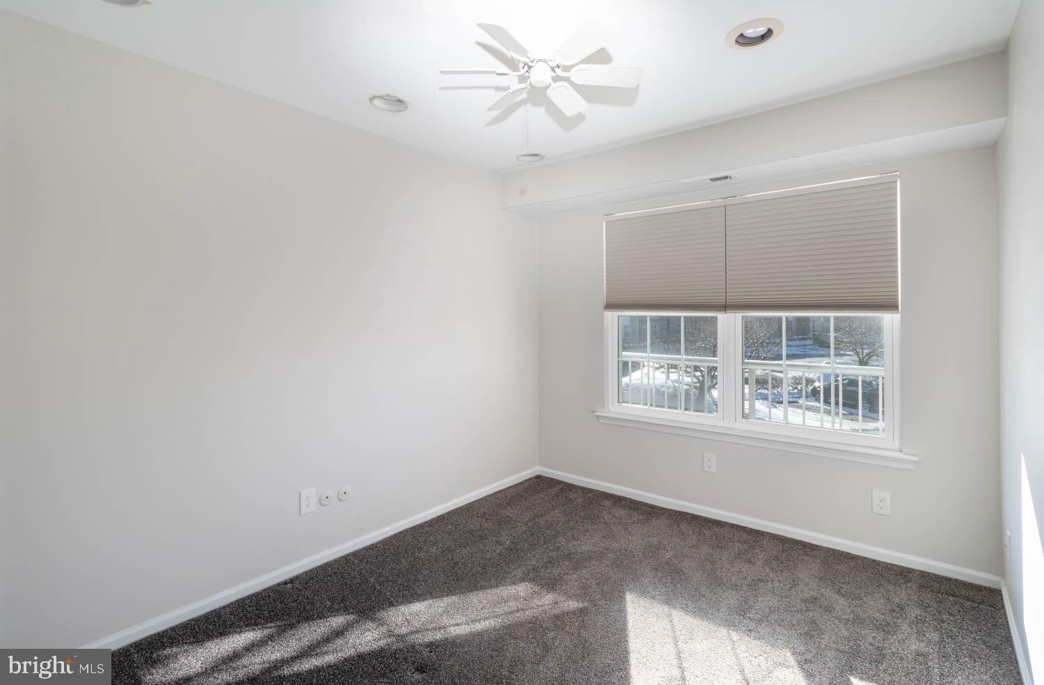 VALLEY GLEN - Residential