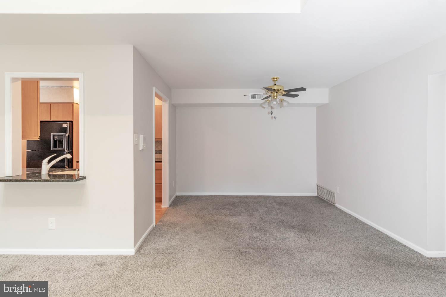 VALLEY GLEN - Residential