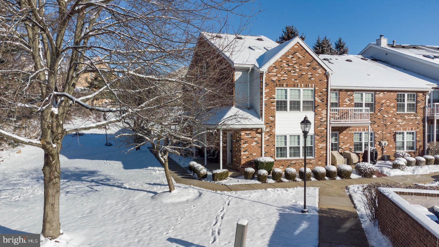 VALLEY GLEN - Residential