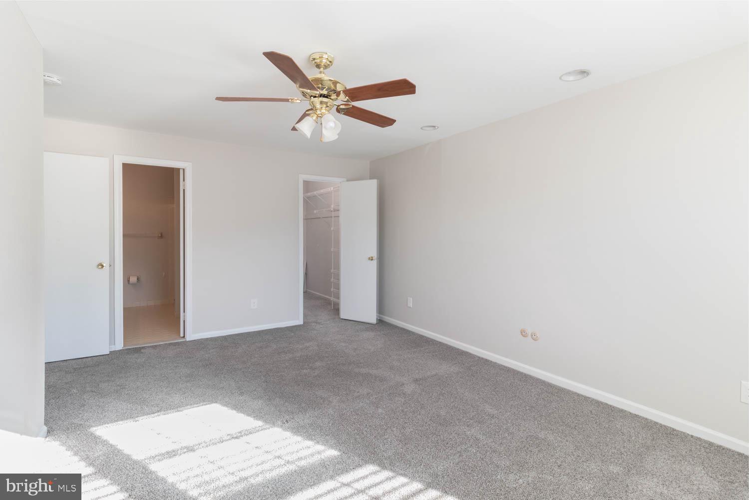 VALLEY GLEN - Residential