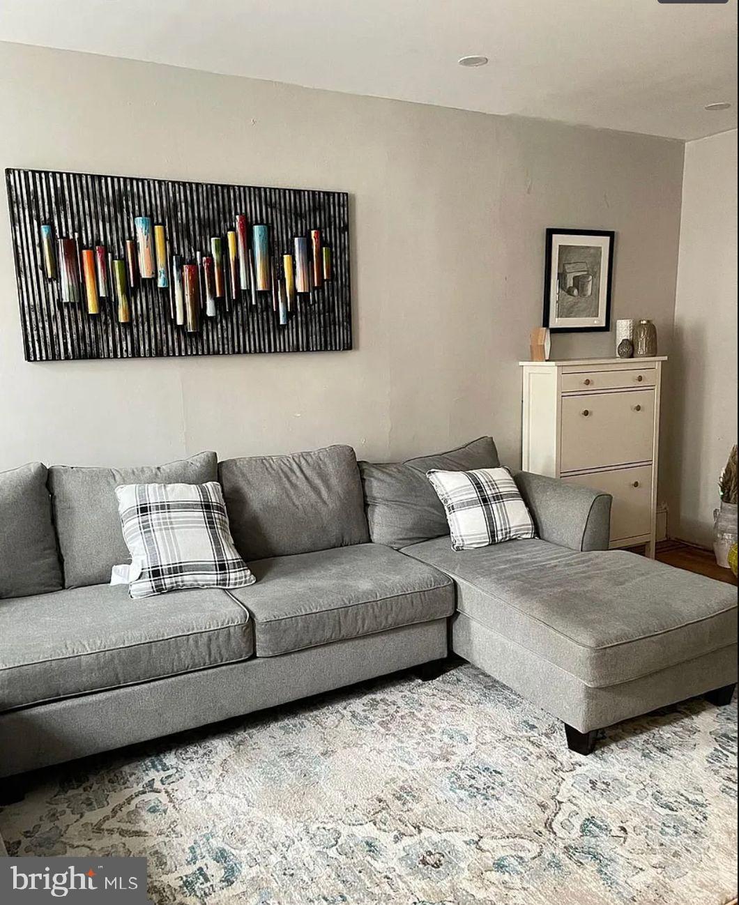 POINT BREEZE - Residential Lease