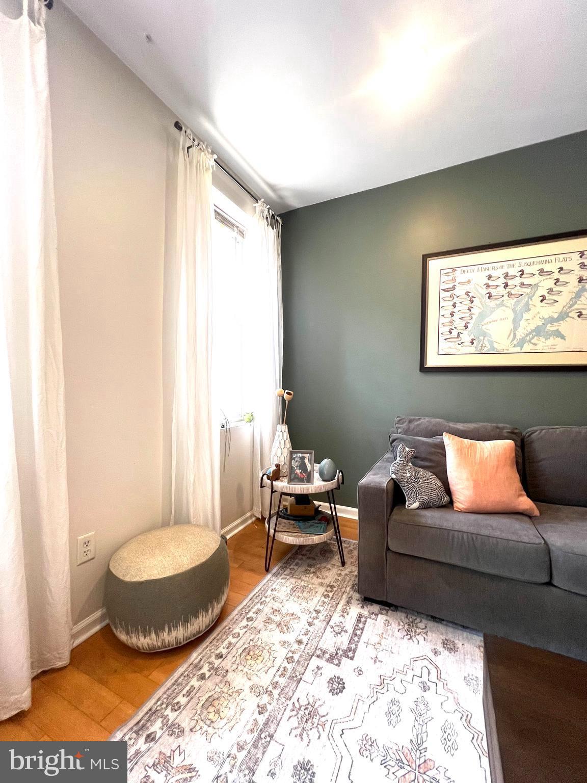 PORT RICHMOND - Residential