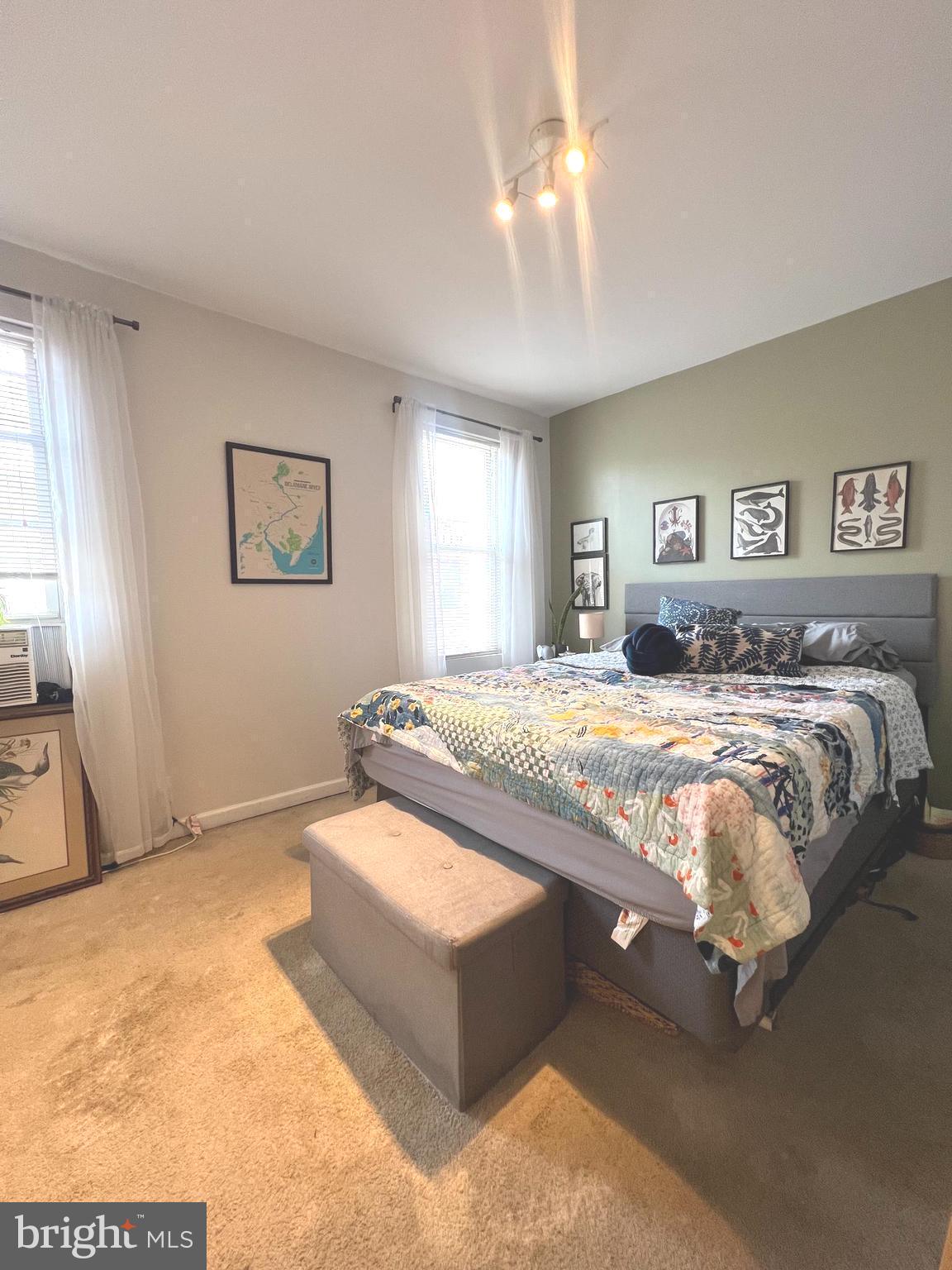 PORT RICHMOND - Residential