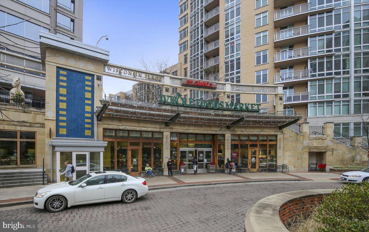 CHEVY CHASE GARDENS - Residential