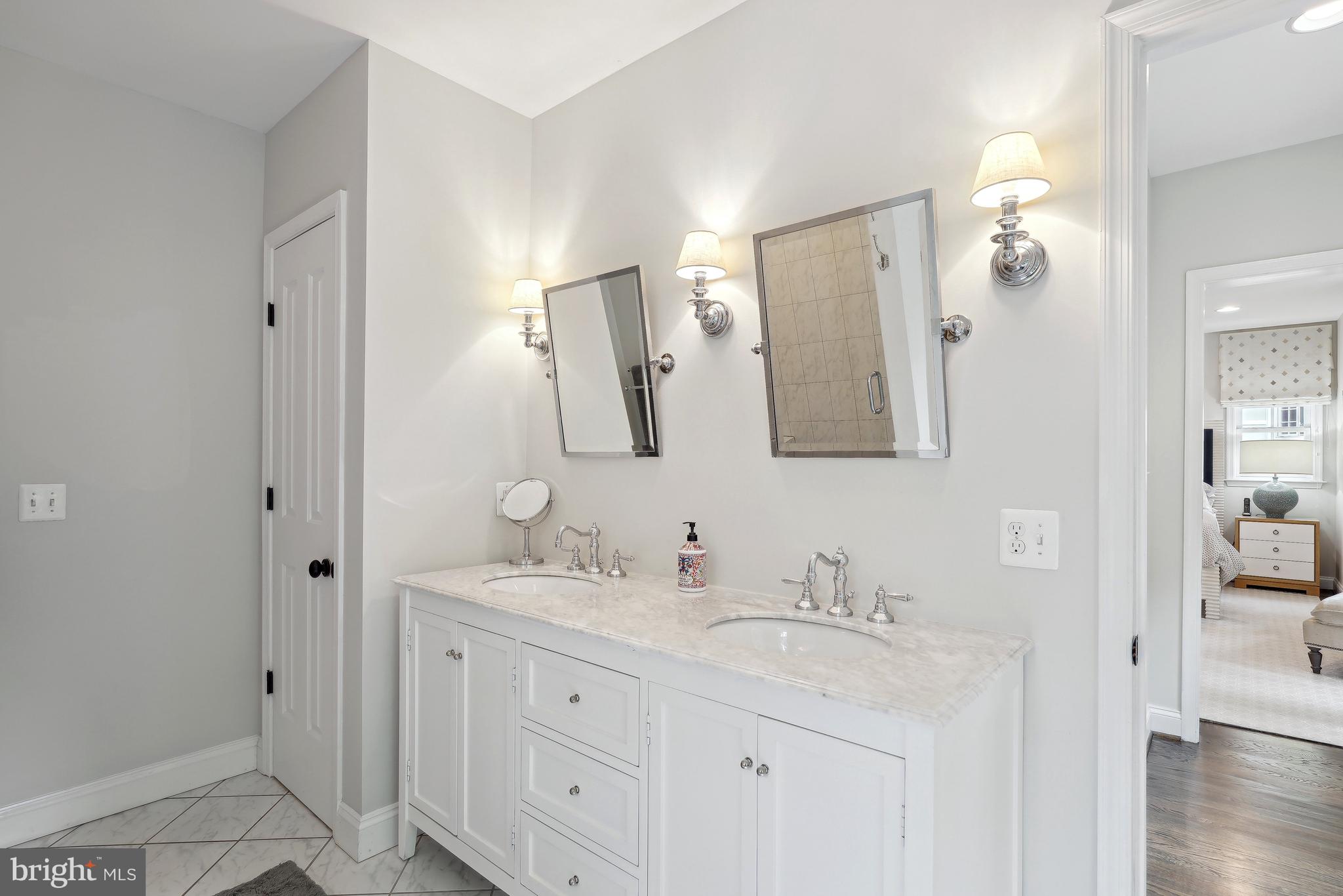 CHEVY CHASE GARDENS - Residential