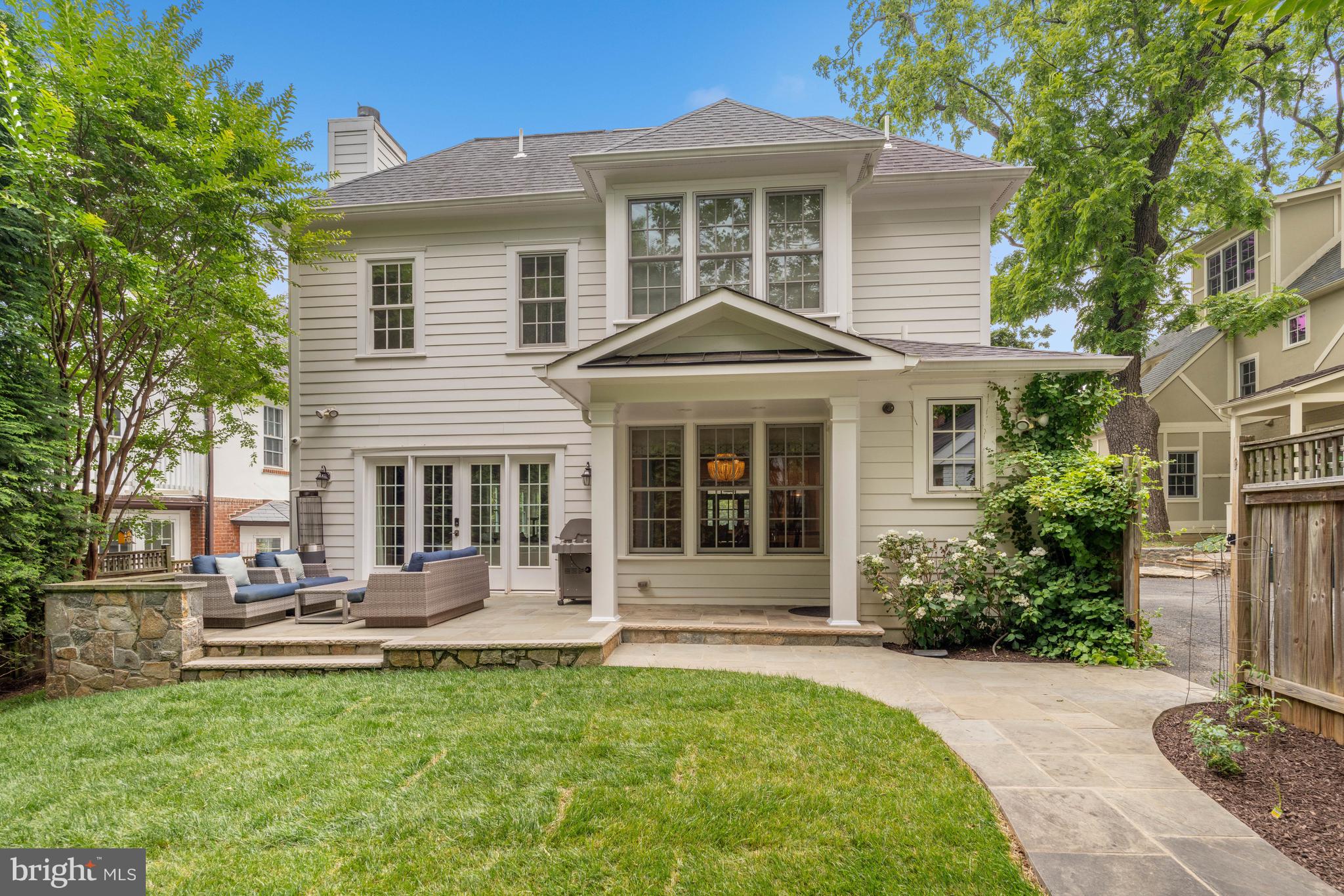 CHEVY CHASE GARDENS - Residential