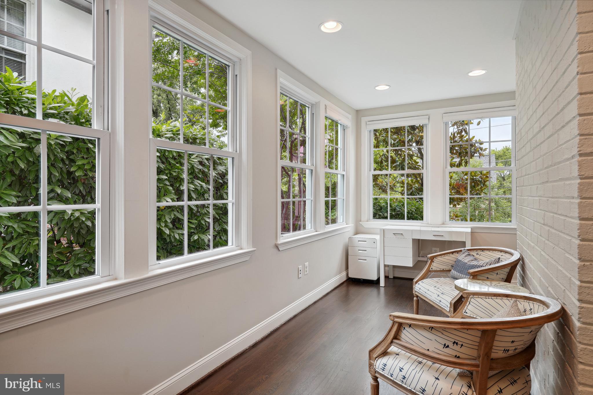 CHEVY CHASE GARDENS - Residential