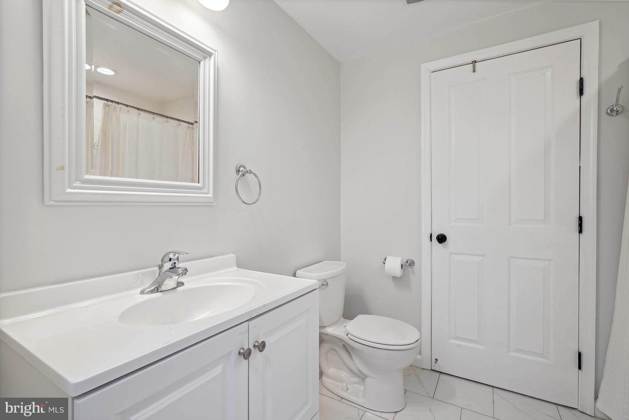 CHEVY CHASE GARDENS - Residential