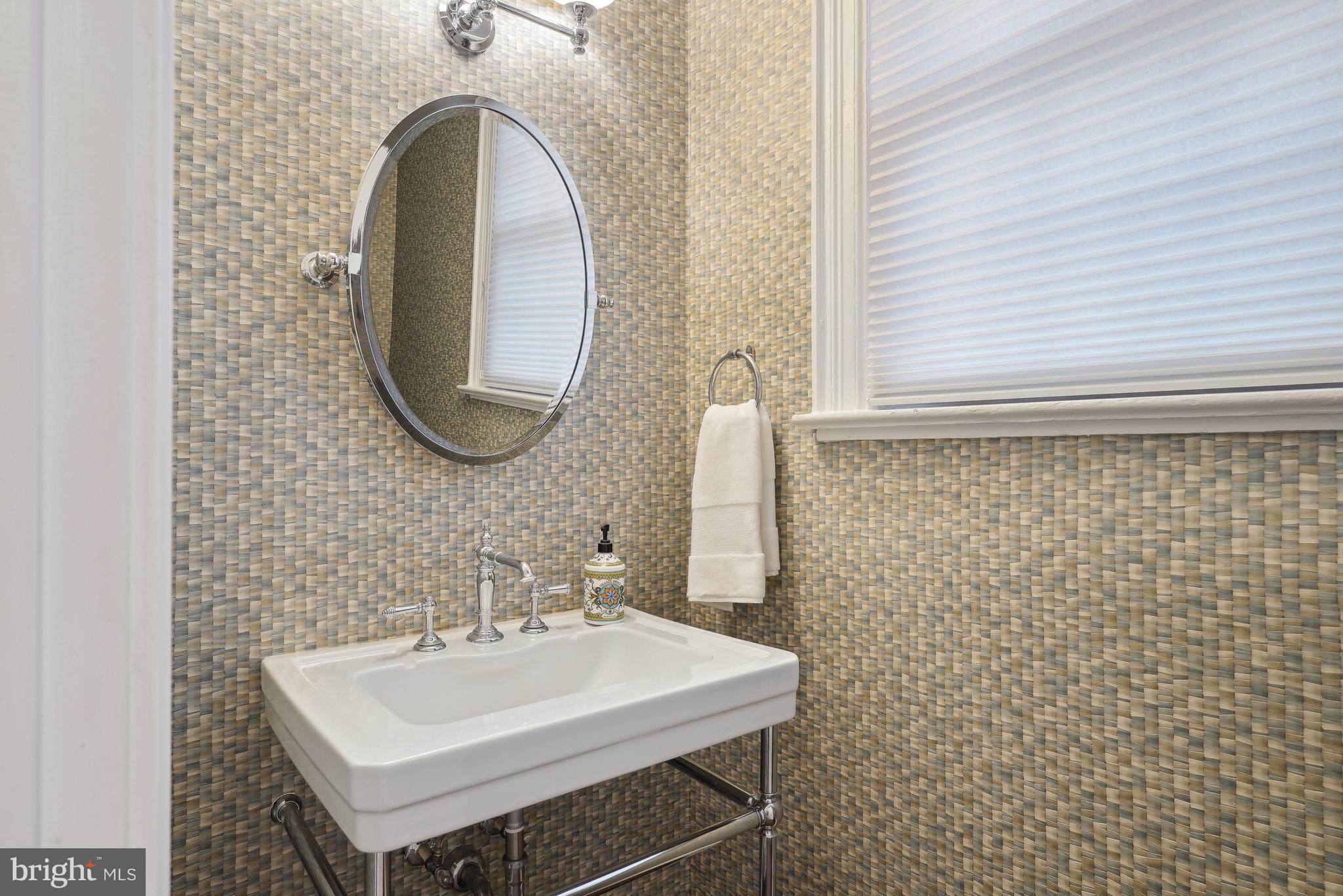 CHEVY CHASE GARDENS - Residential