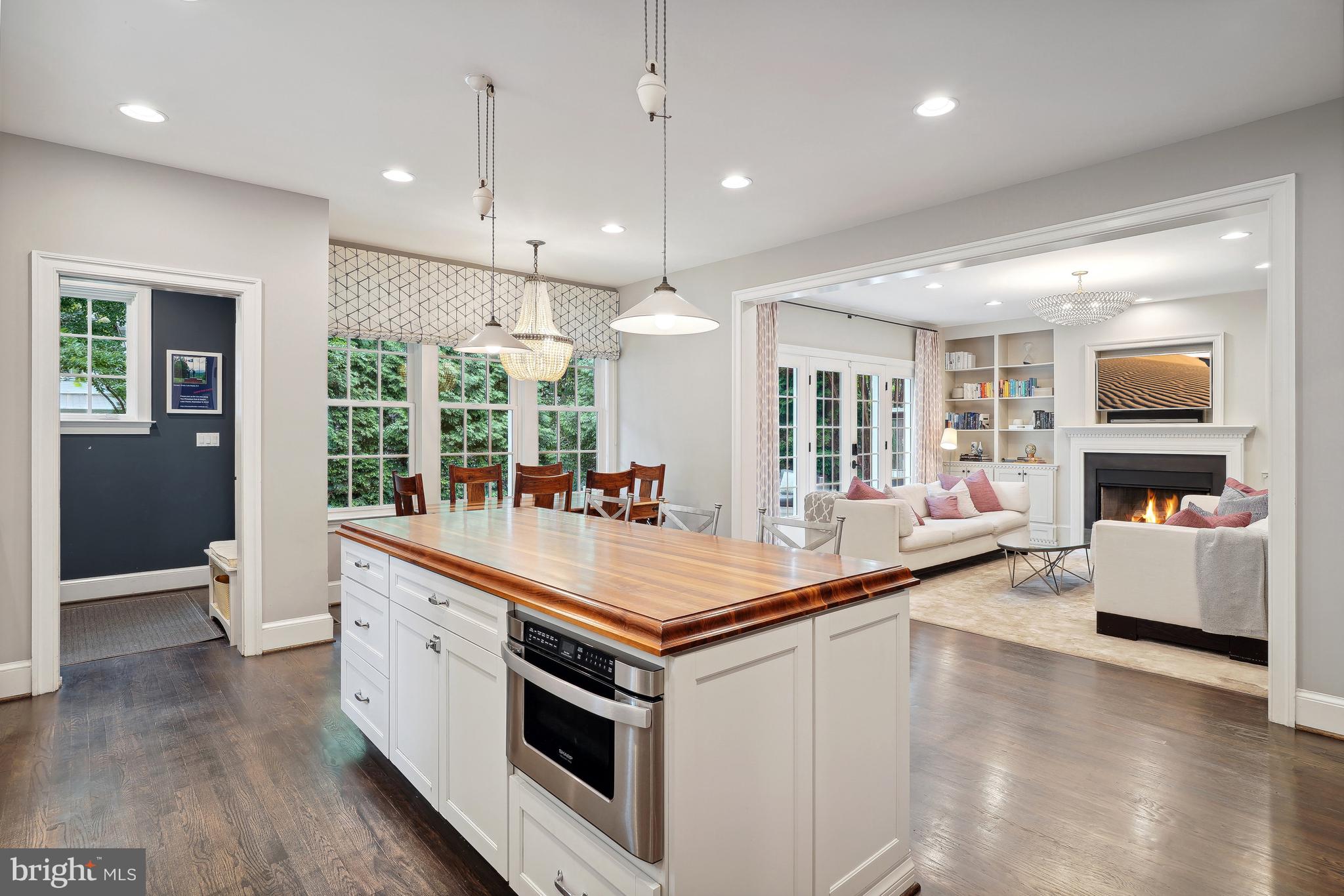 CHEVY CHASE GARDENS - Residential