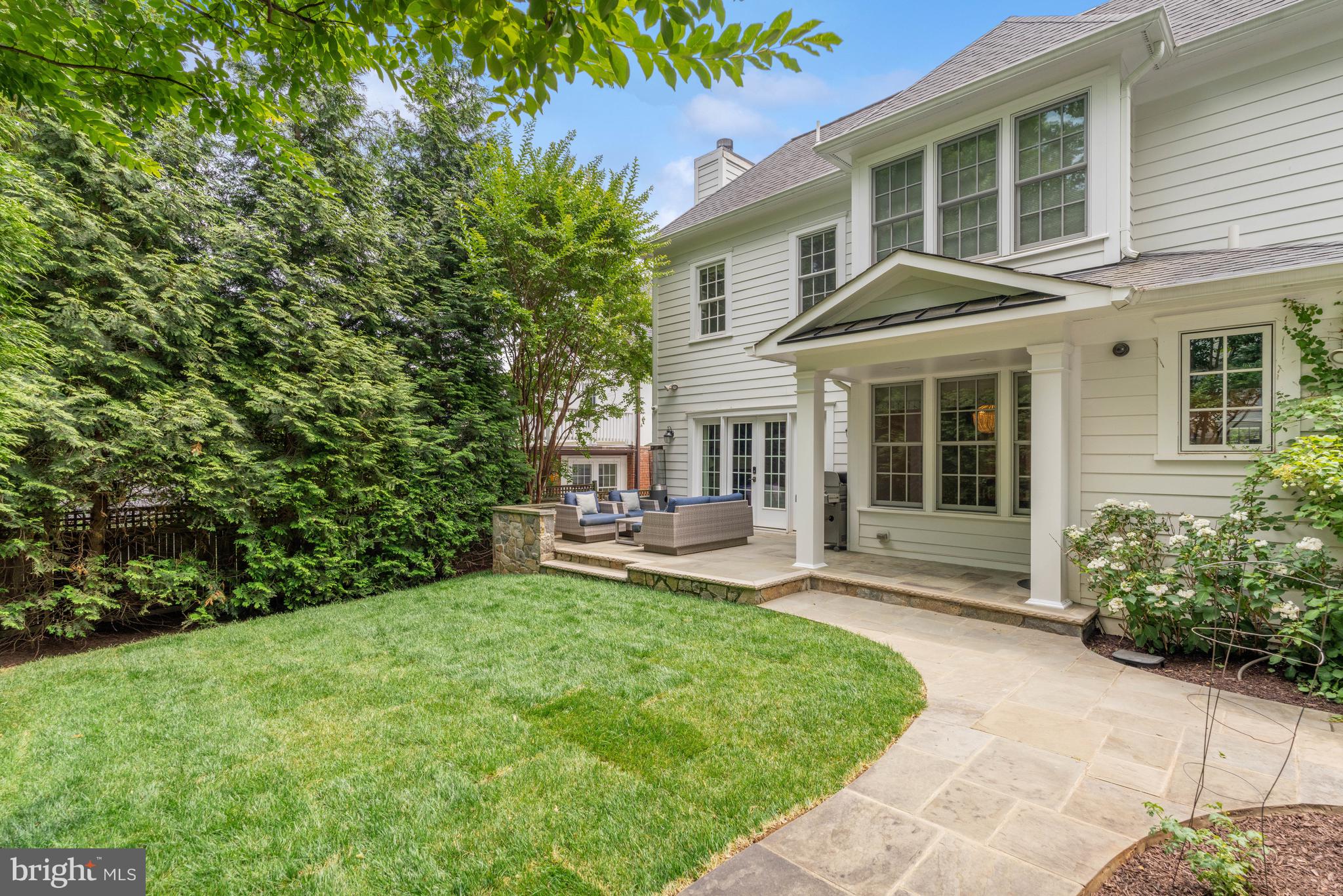 CHEVY CHASE GARDENS - Residential