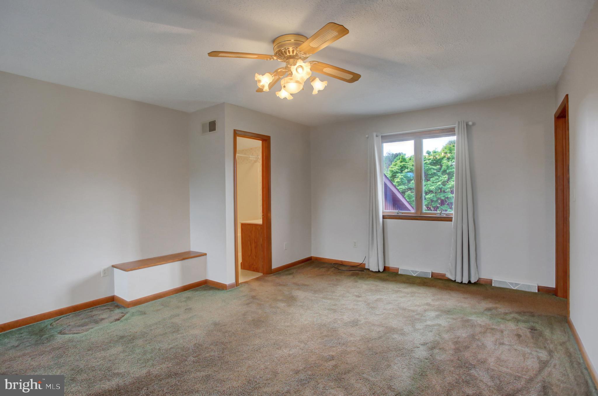 FOREST RIDGE - Residential