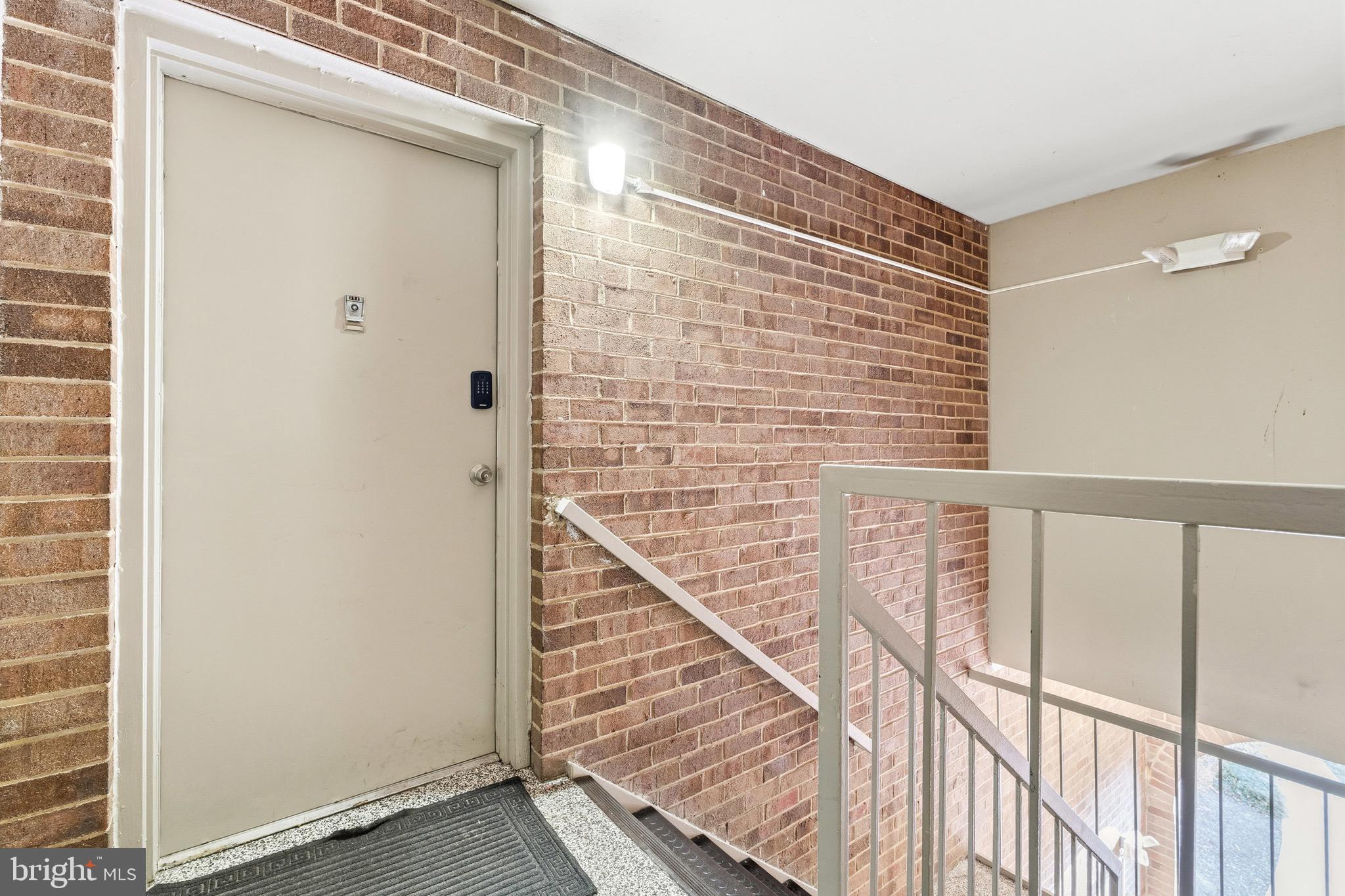 THOMAS CHOICE GARDENS - Residential Lease