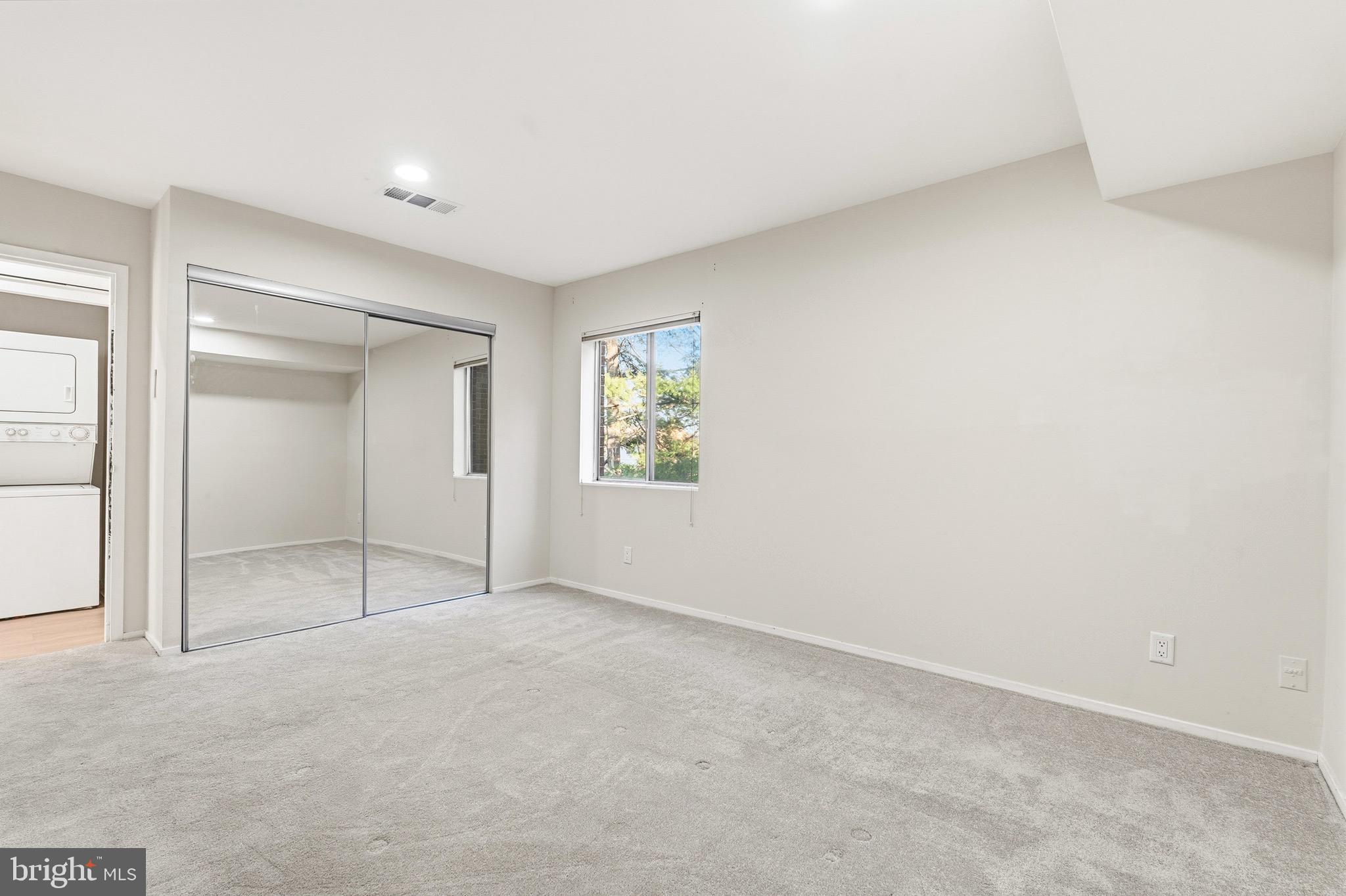 THOMAS CHOICE GARDENS - Residential Lease