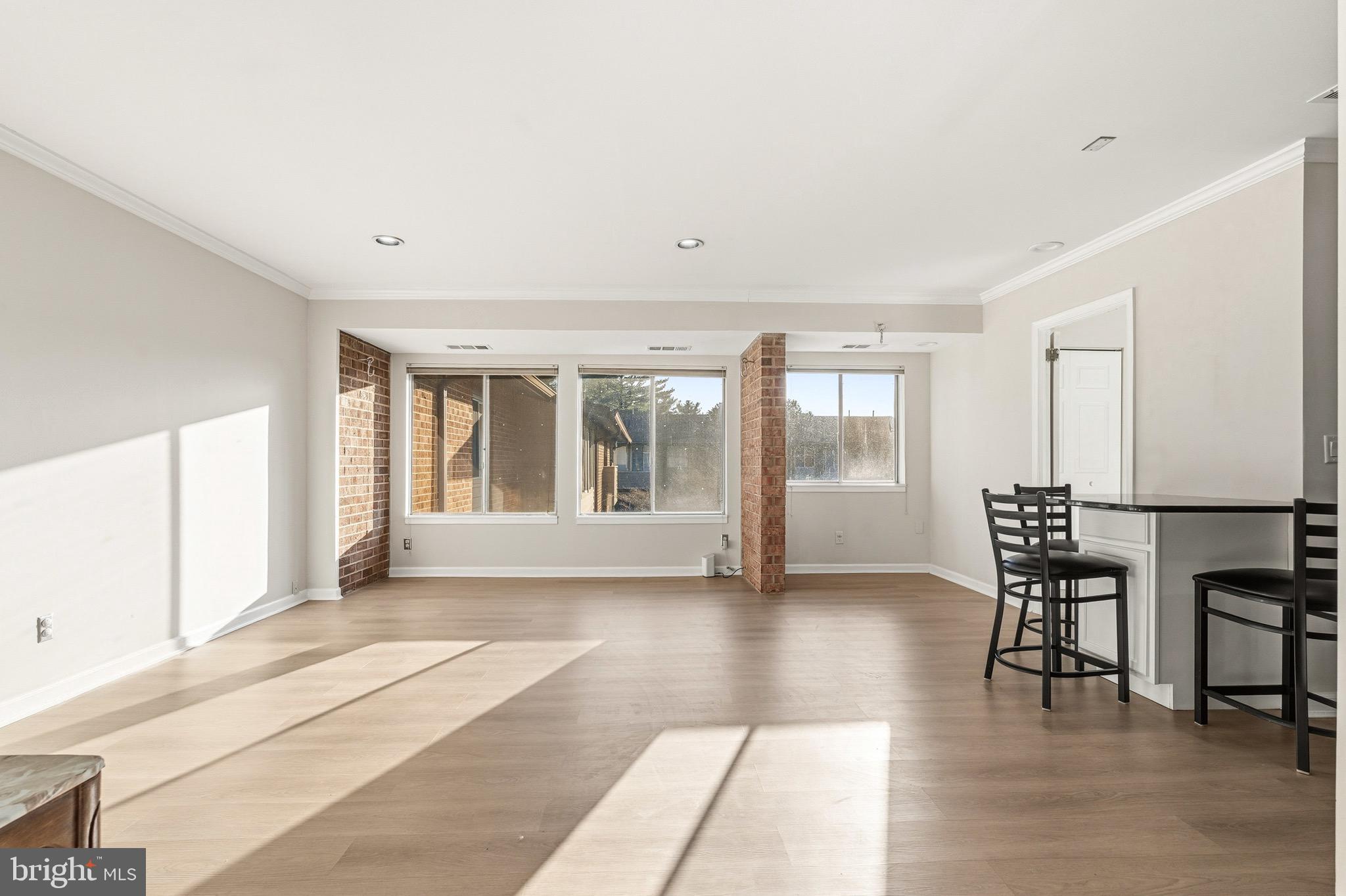 THOMAS CHOICE GARDENS - Residential Lease