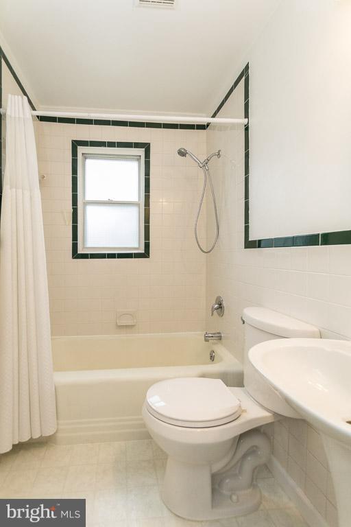 RIDGELEIGH - Residential