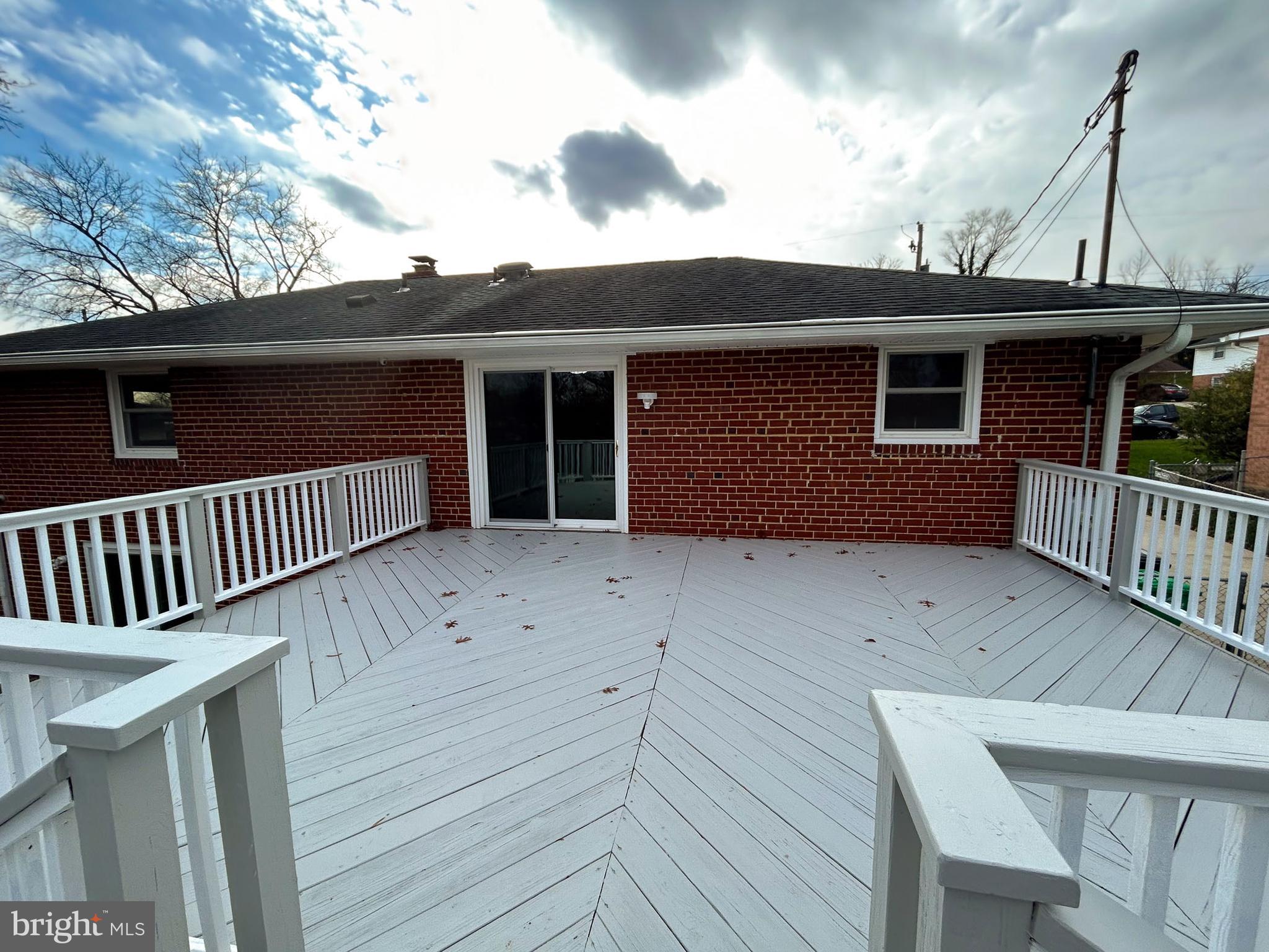 CALVERTON - Residential Lease