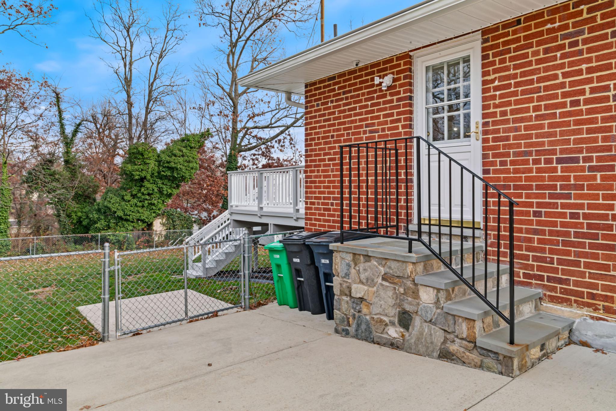 CALVERTON - Residential Lease