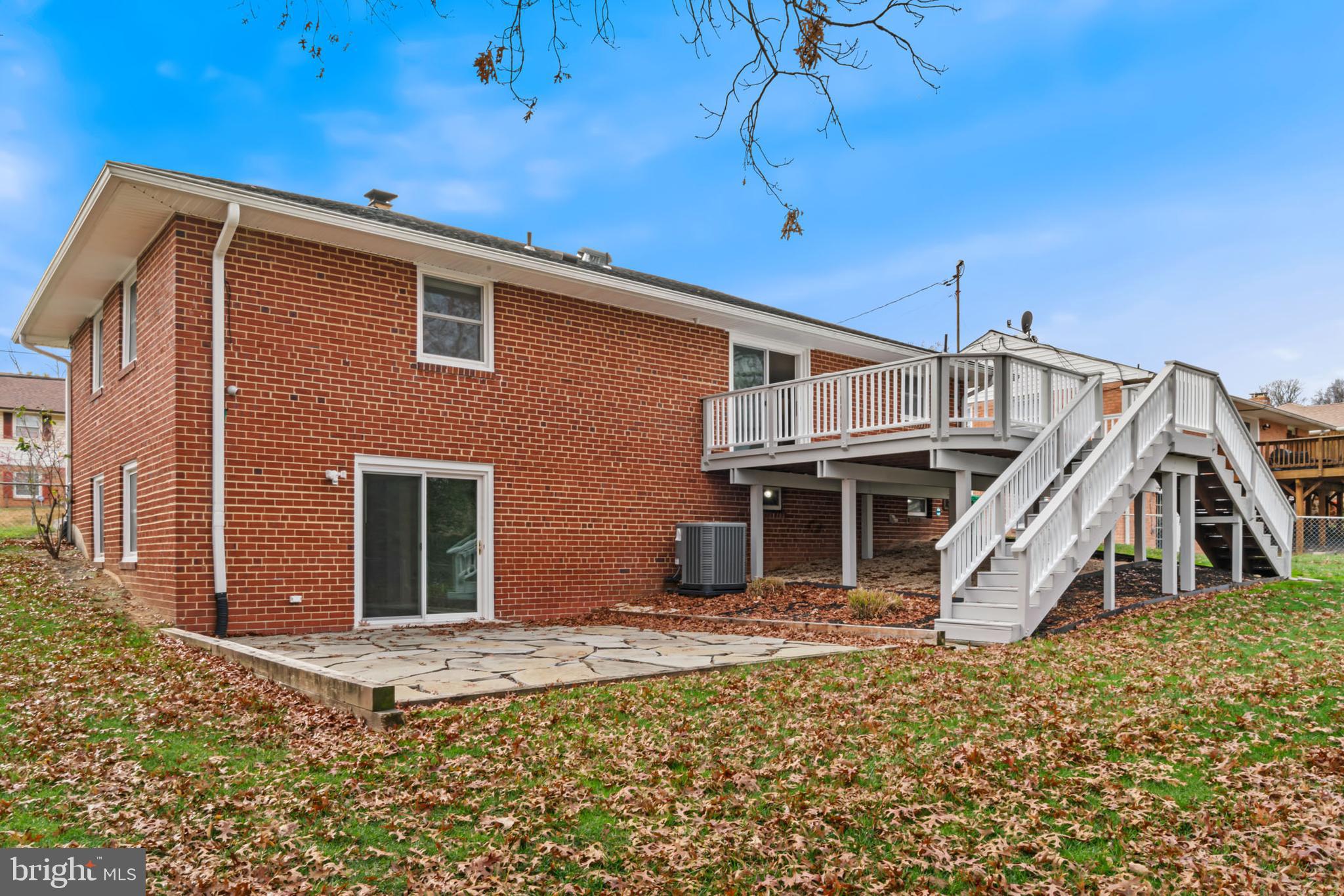 CALVERTON - Residential Lease