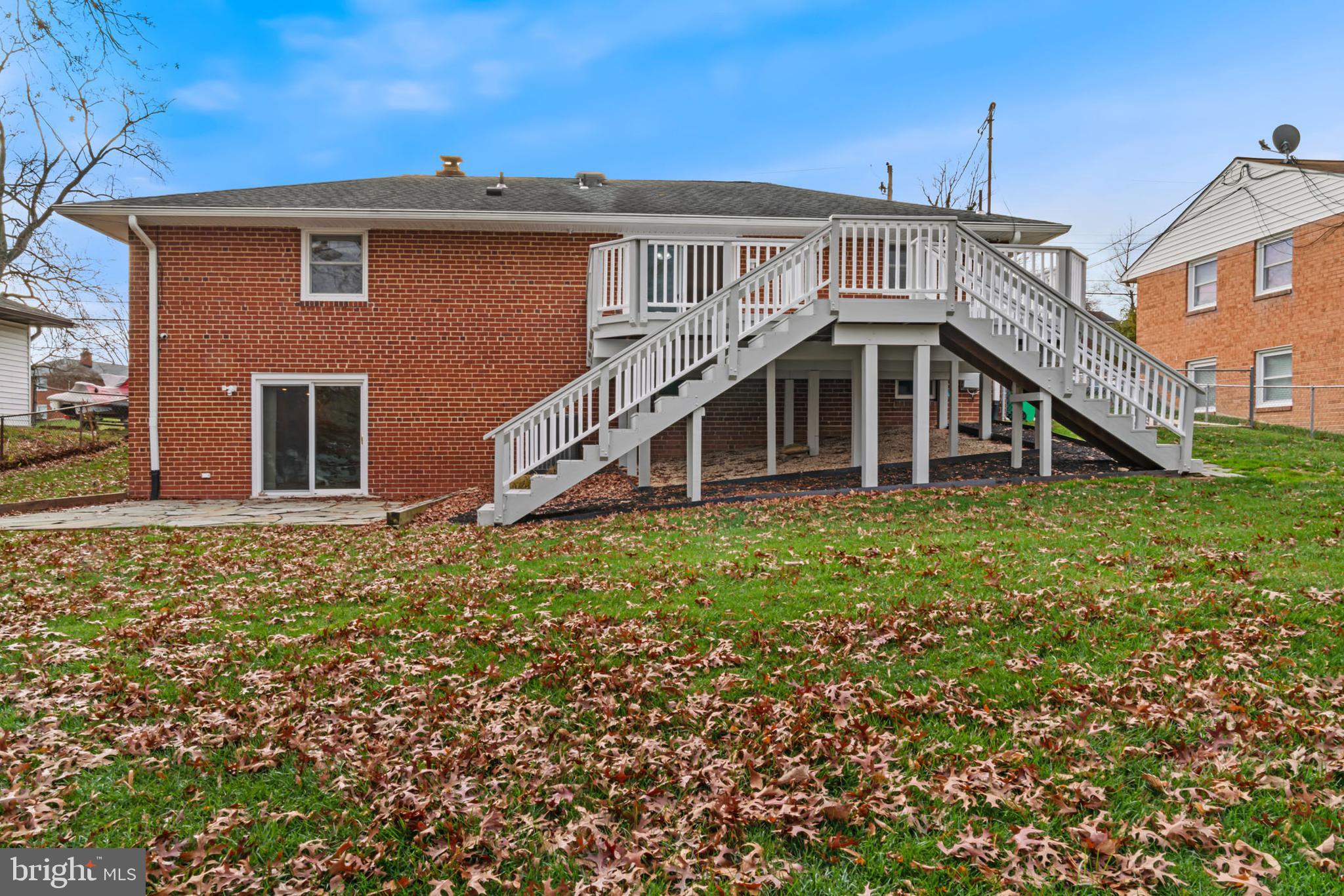 CALVERTON - Residential Lease