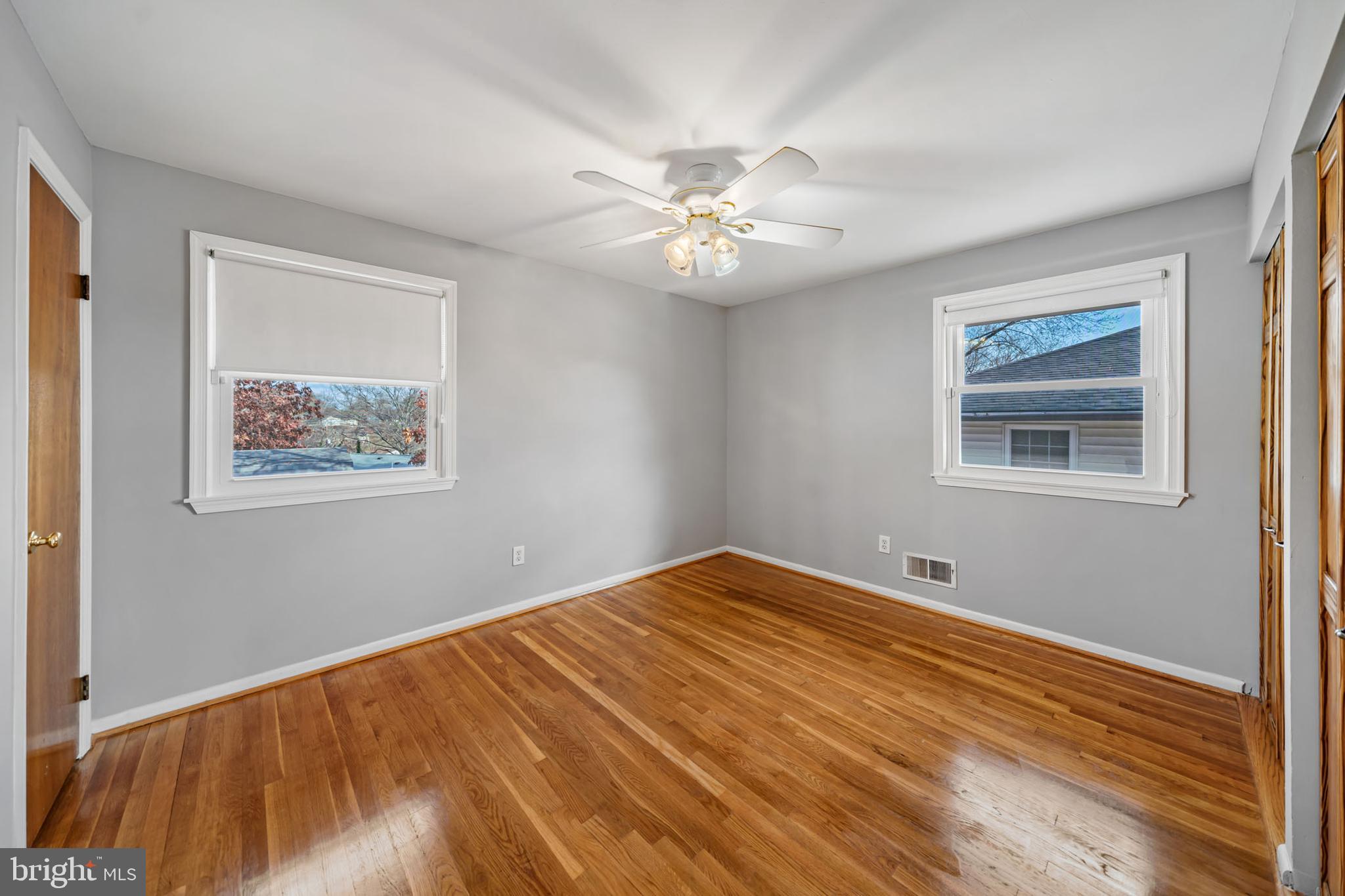 CALVERTON - Residential Lease