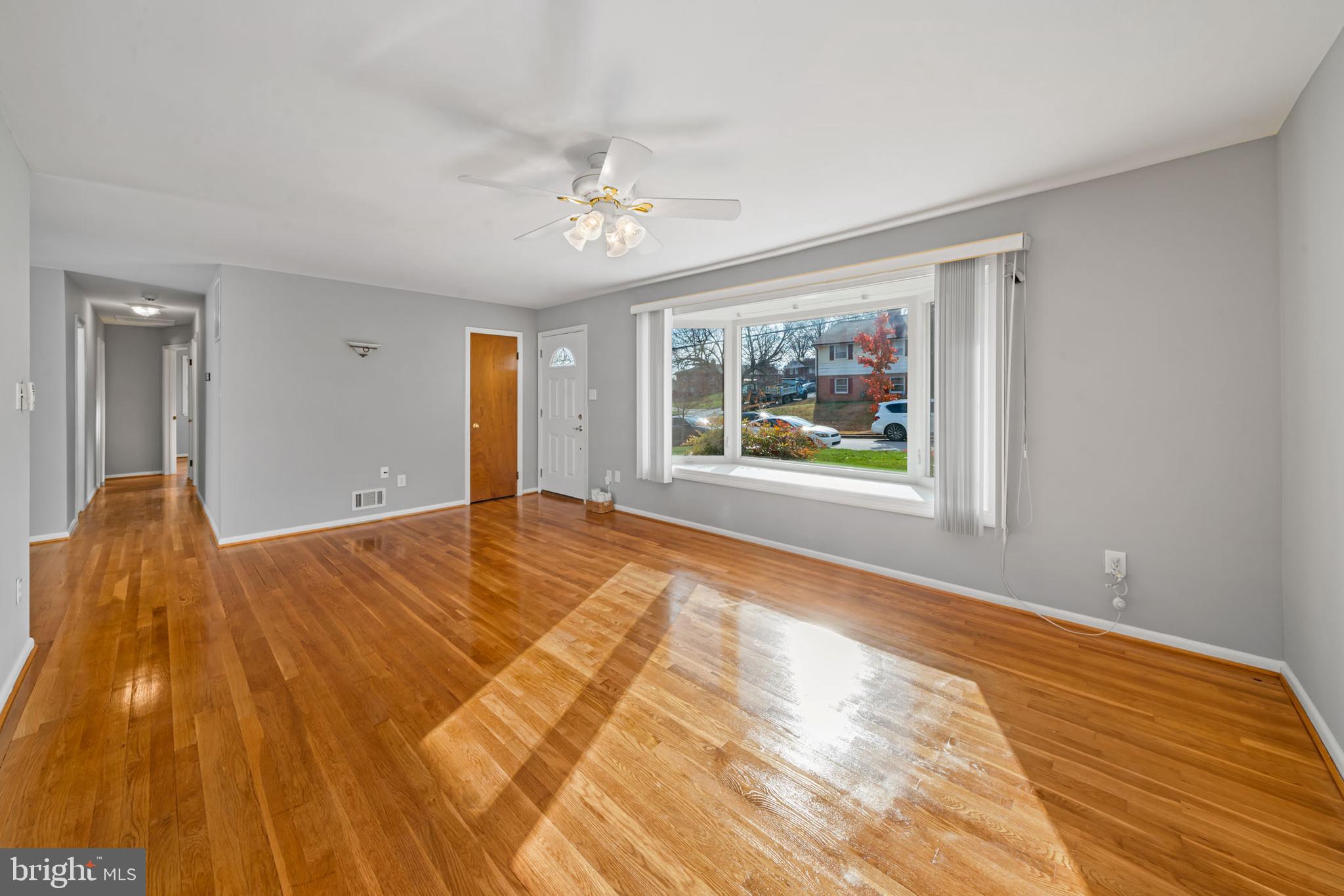 CALVERTON - Residential Lease