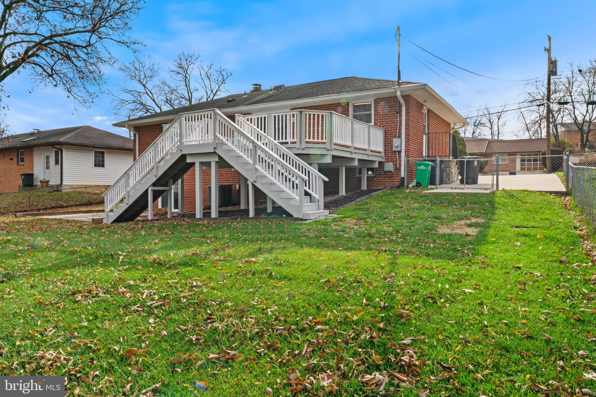 CALVERTON - Residential Lease