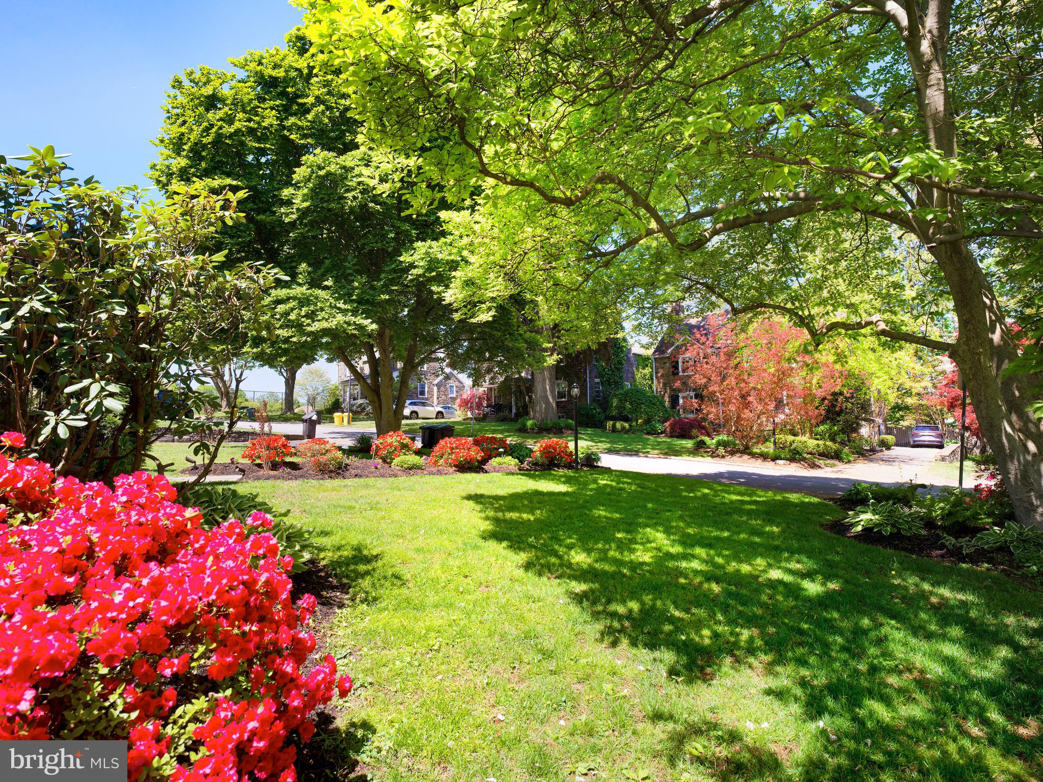 28 W AMHERST ROAD