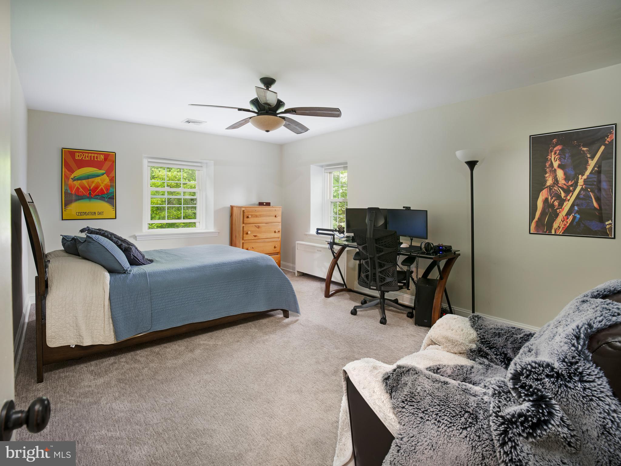 COLLEGE PARK - Residential