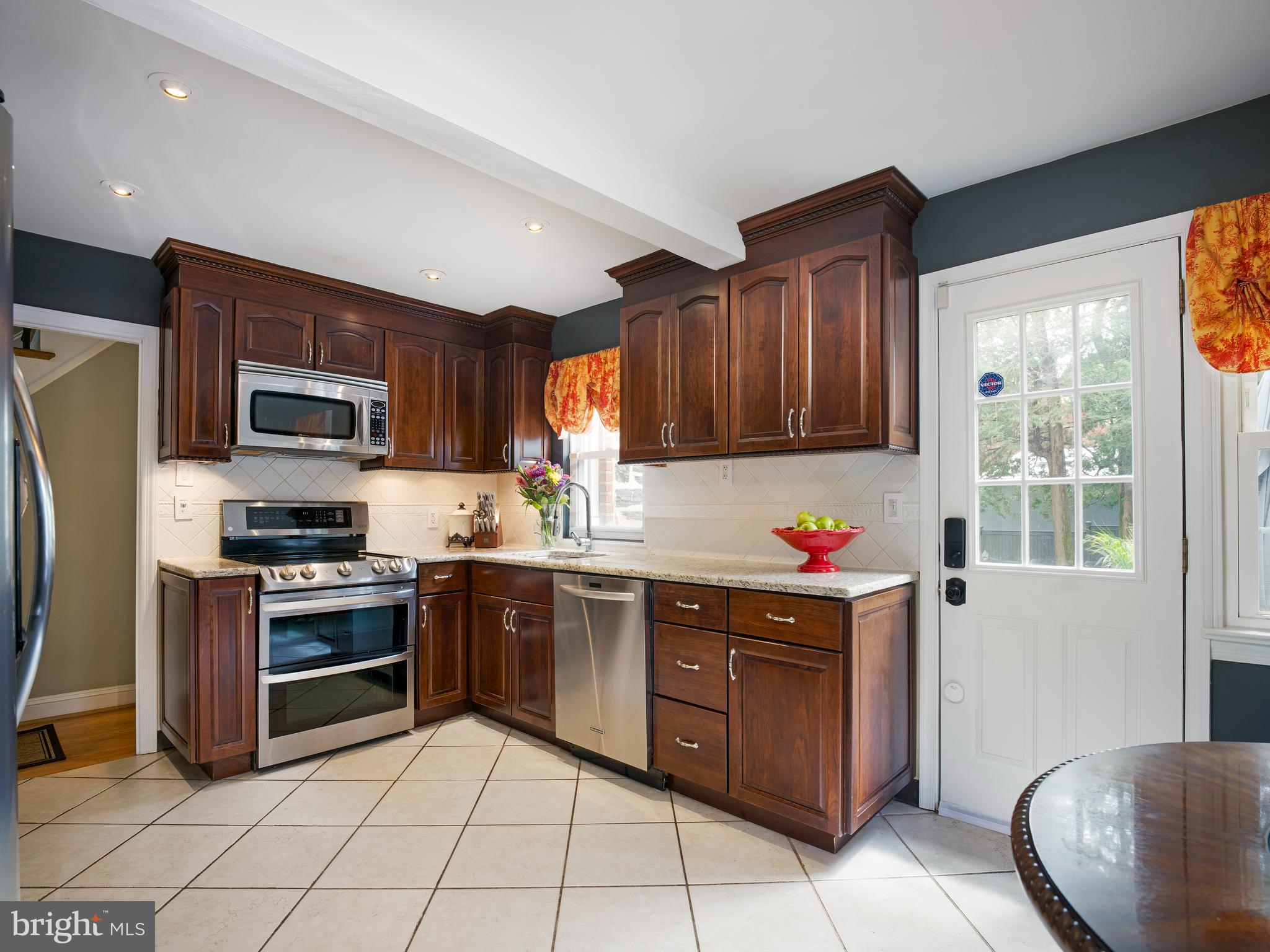 COLLEGE PARK - Residential
