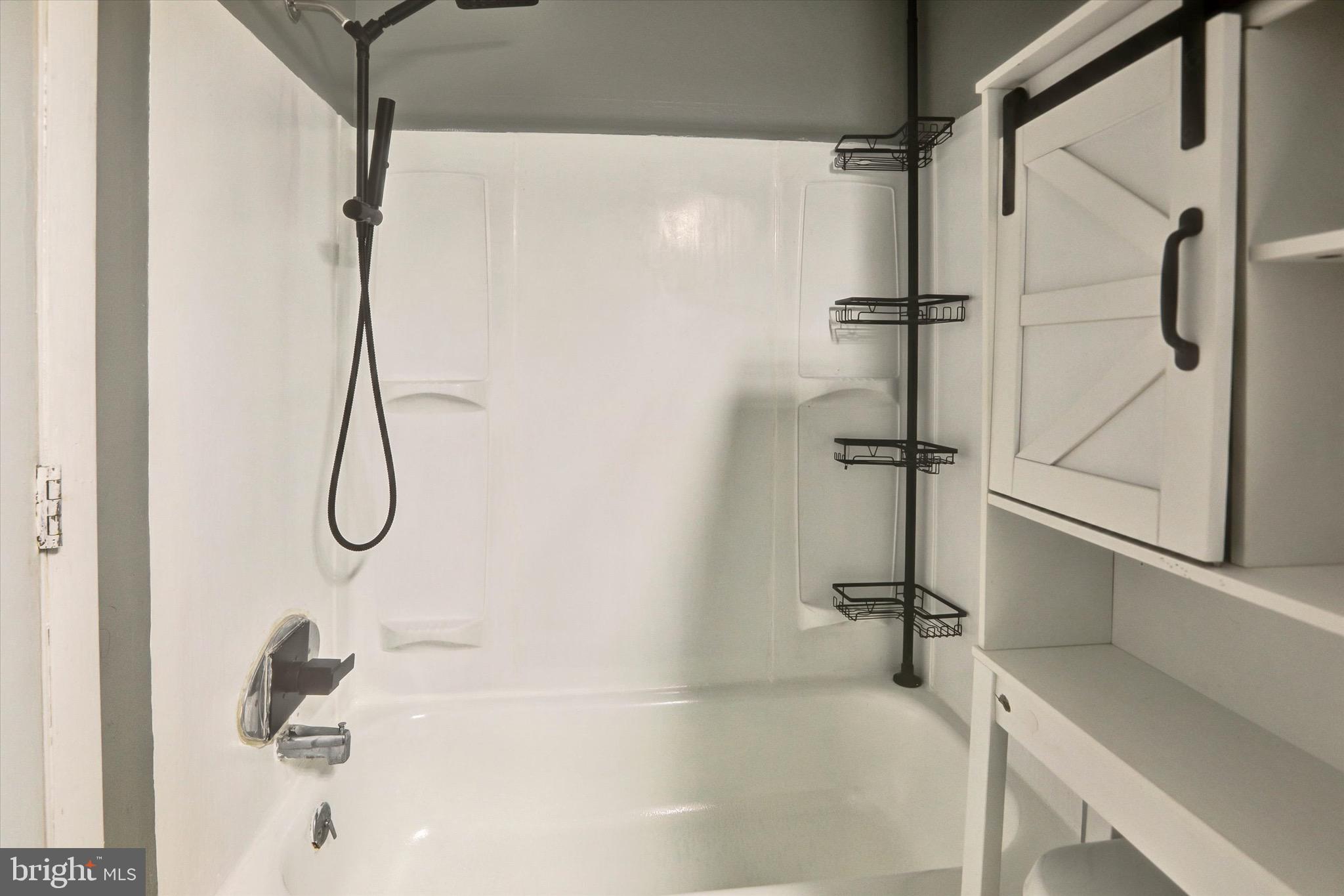 ANNAPOLIS - Residential Lease