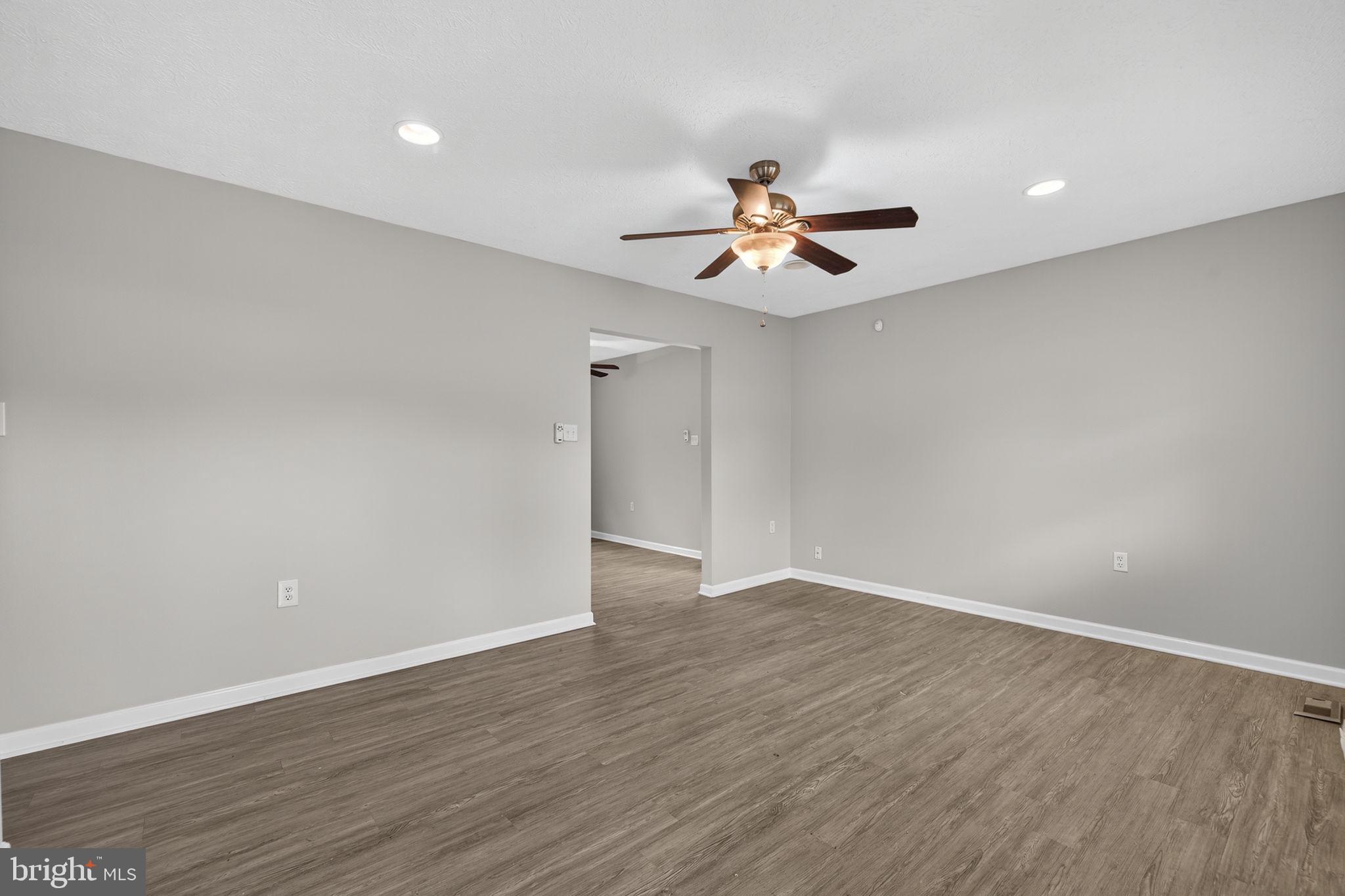 HERITAGE HILLS - Residential