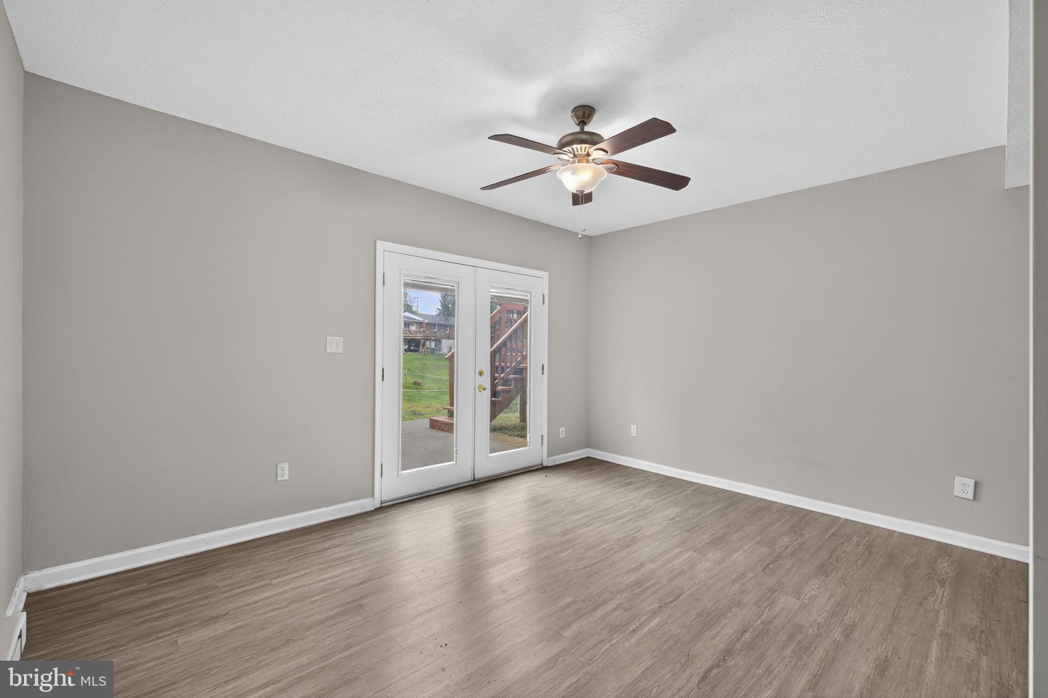 HERITAGE HILLS - Residential