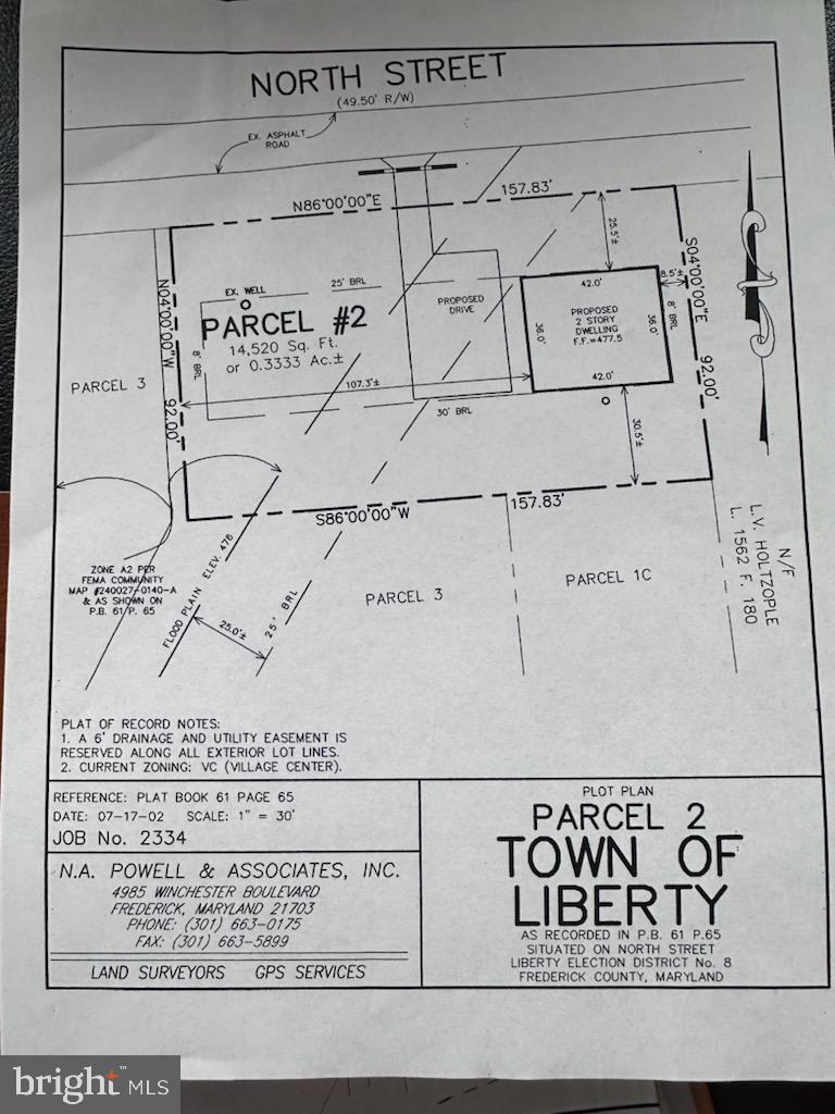 Main image without alt text