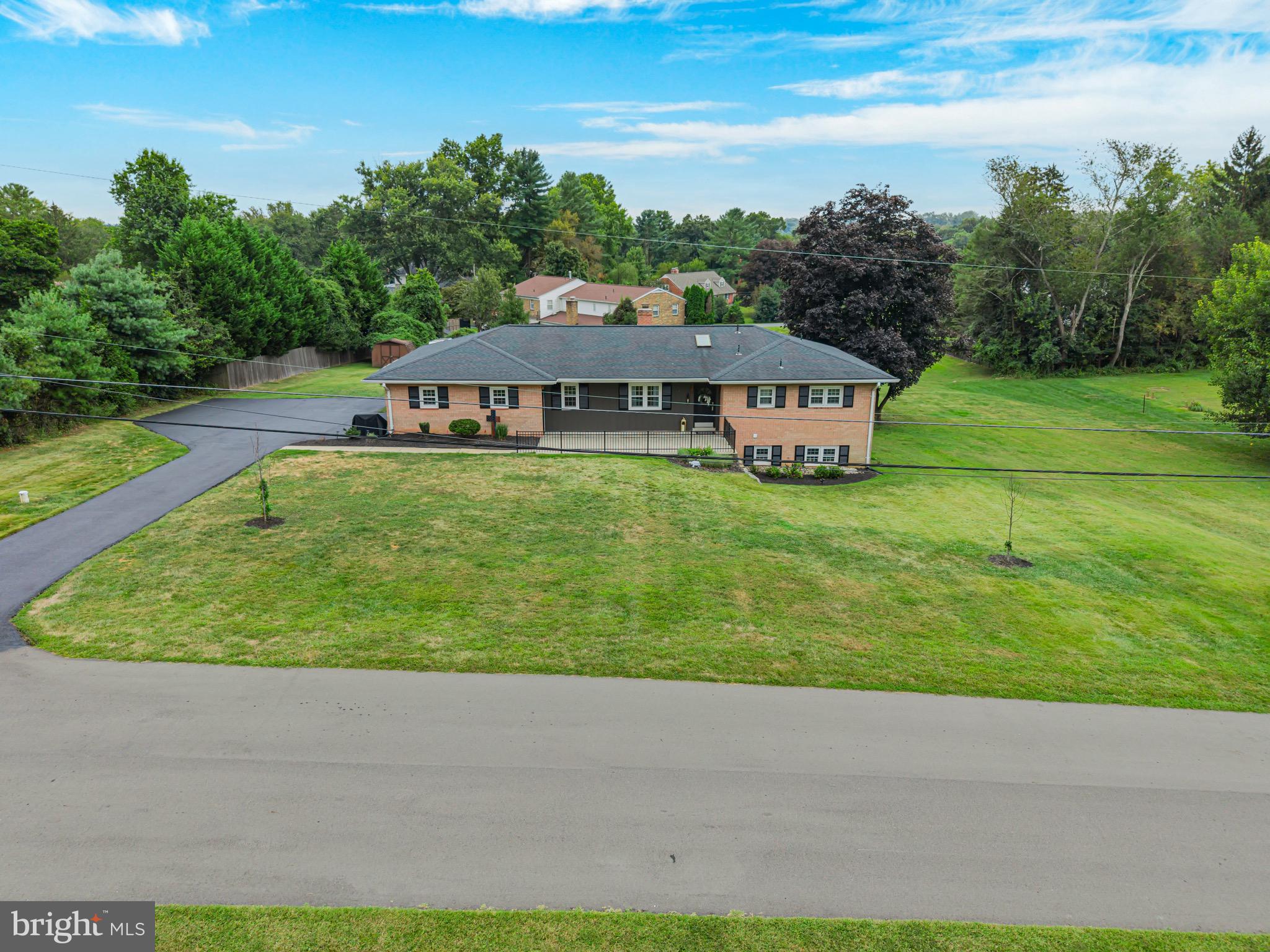 1716 GAYFIELDS DRIVE