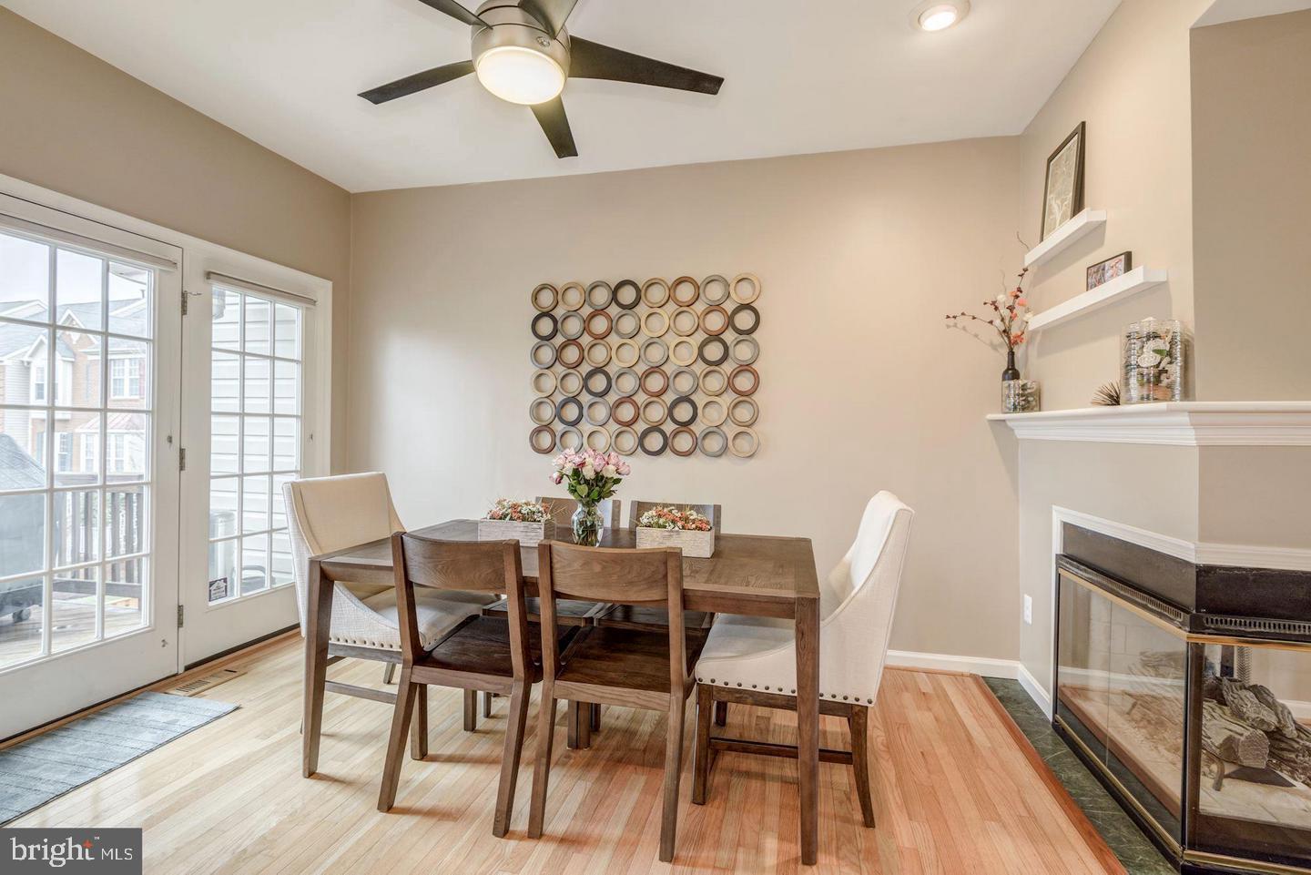 POTOMAC LAKES - Residential Lease