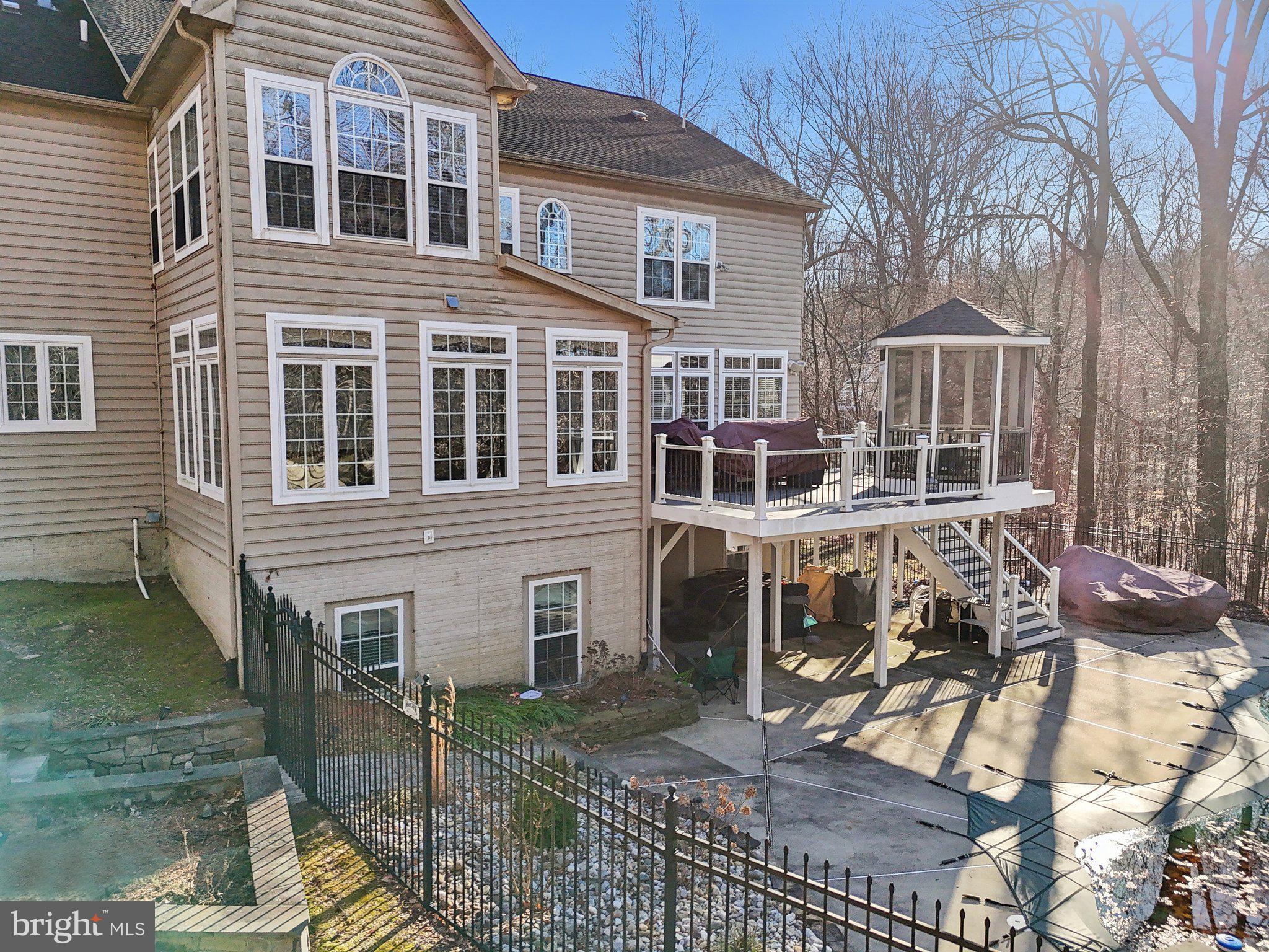 ERIK'S RIDGE - Residential