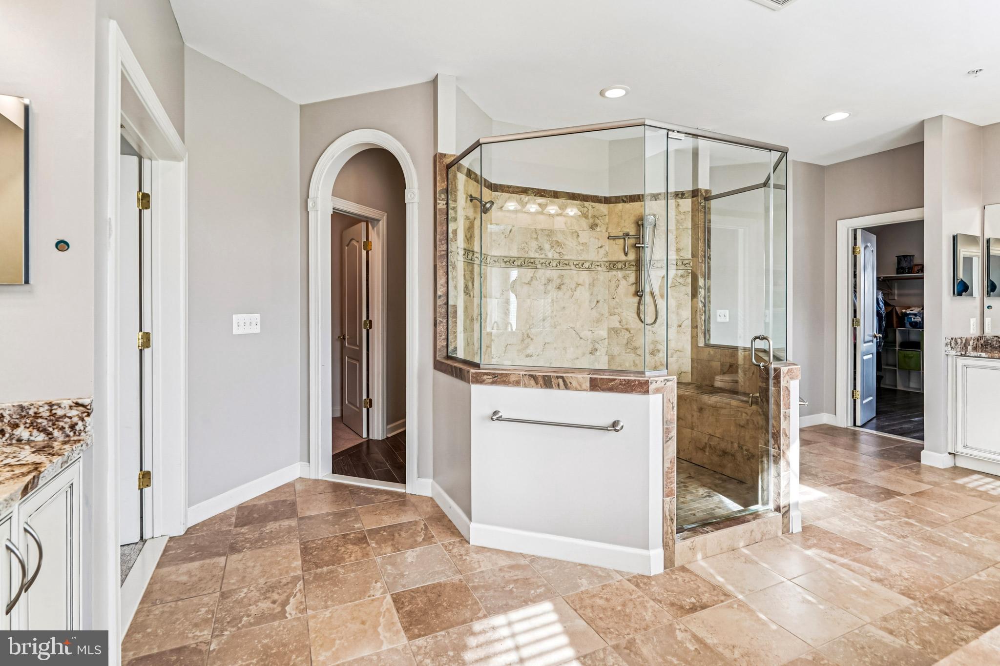 LONG ACRES - Residential