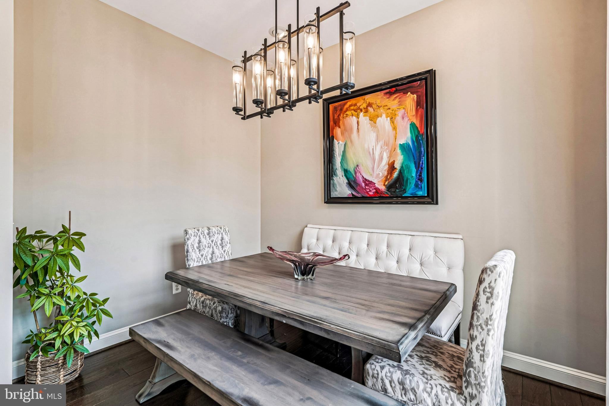 LONG ACRES - Residential